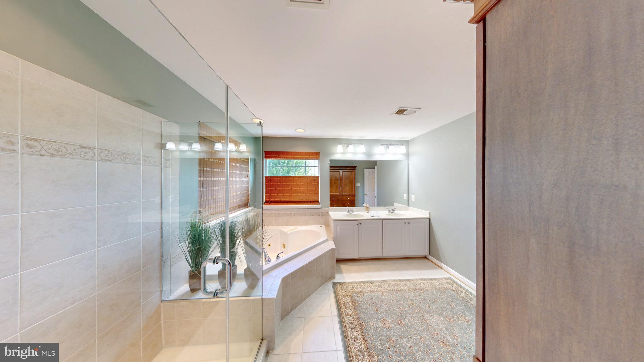 GREENWAY VILLAGE - Residential