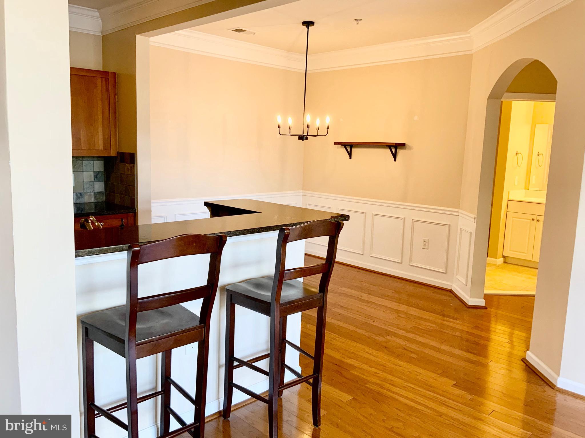 STRATFORD CLUB - Residential Lease