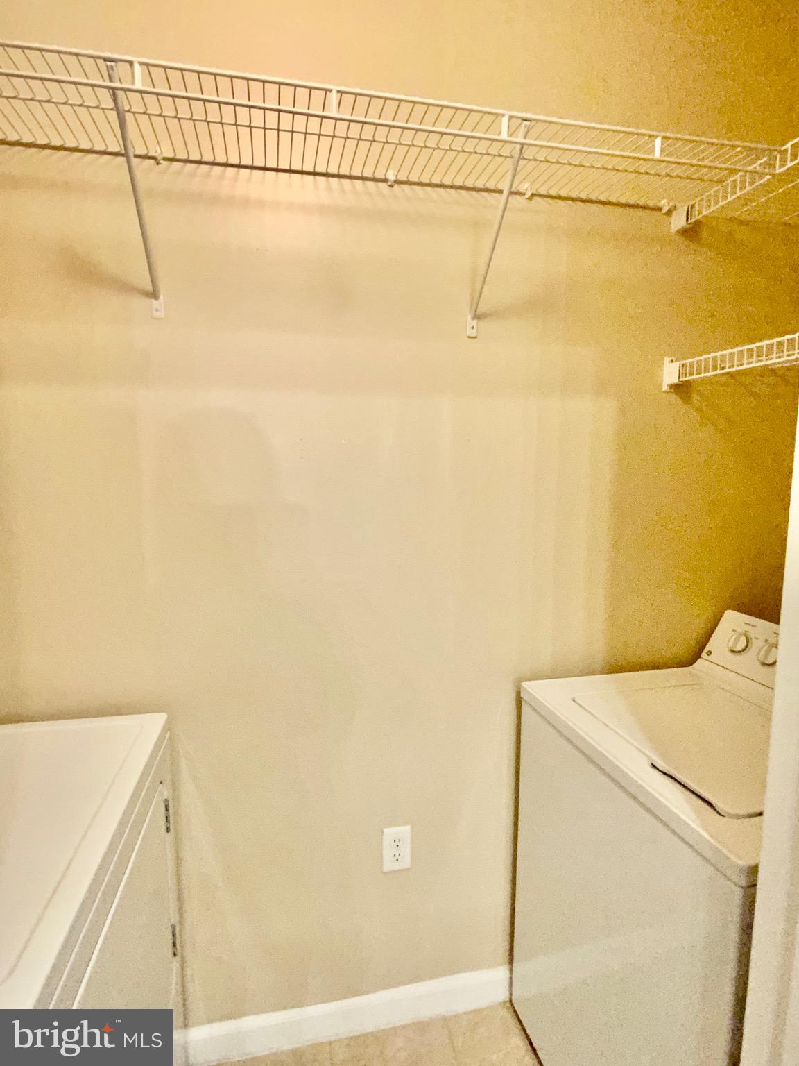 STRATFORD CLUB - Residential Lease