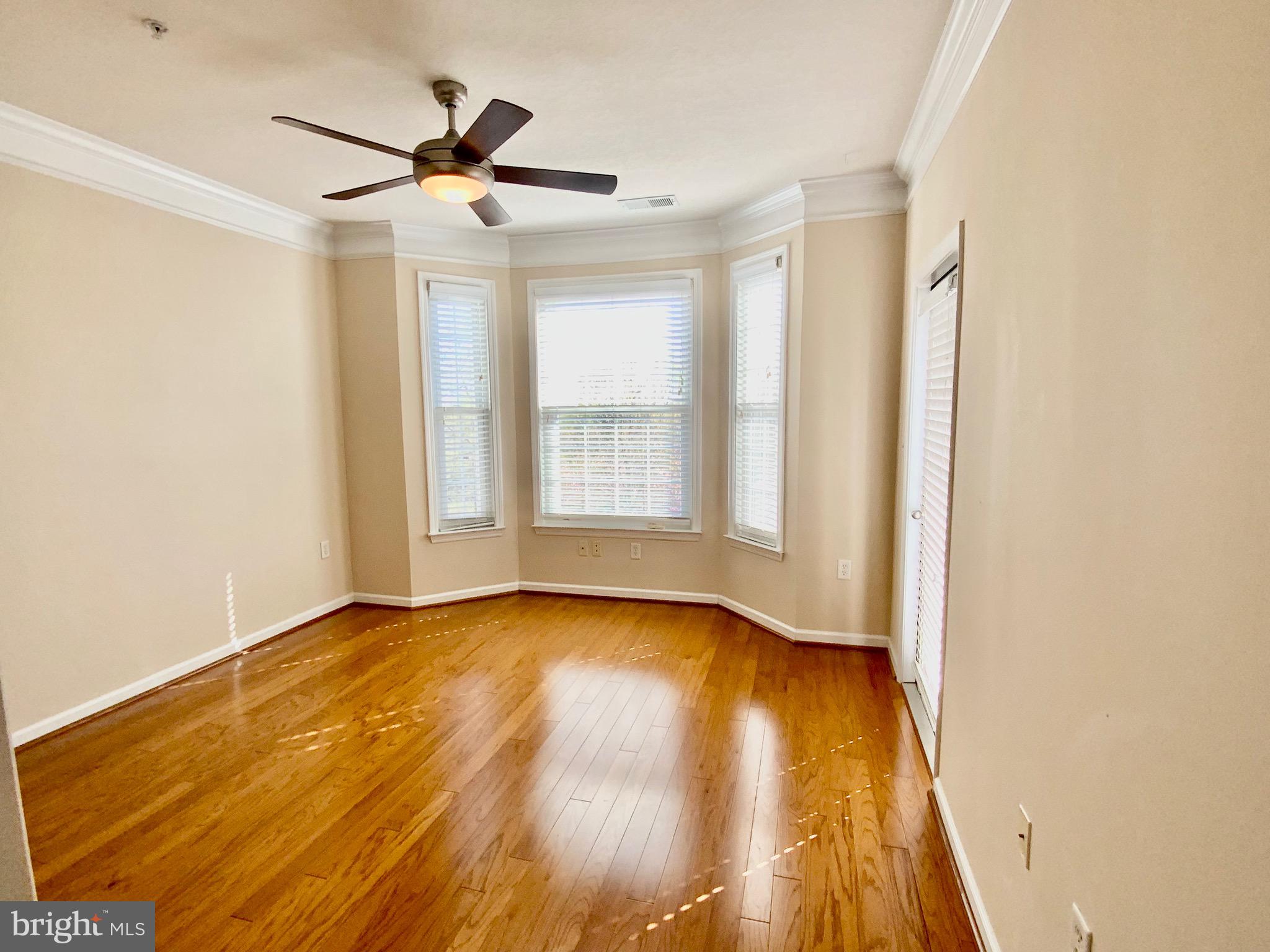 STRATFORD CLUB - Residential Lease