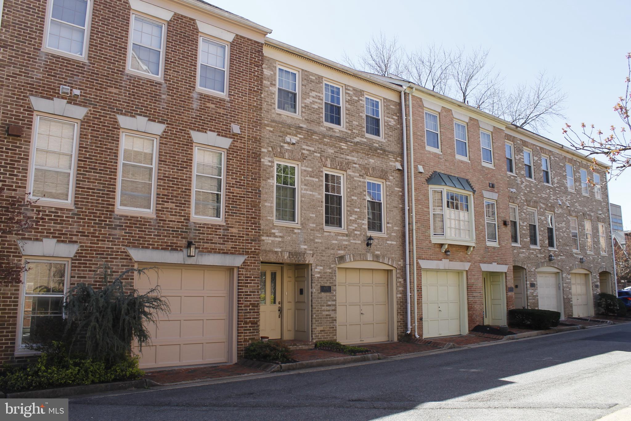 BALLSTON COMMONS - Residential Lease