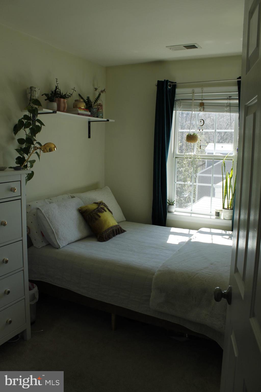 BALLSTON COMMONS - Residential Lease