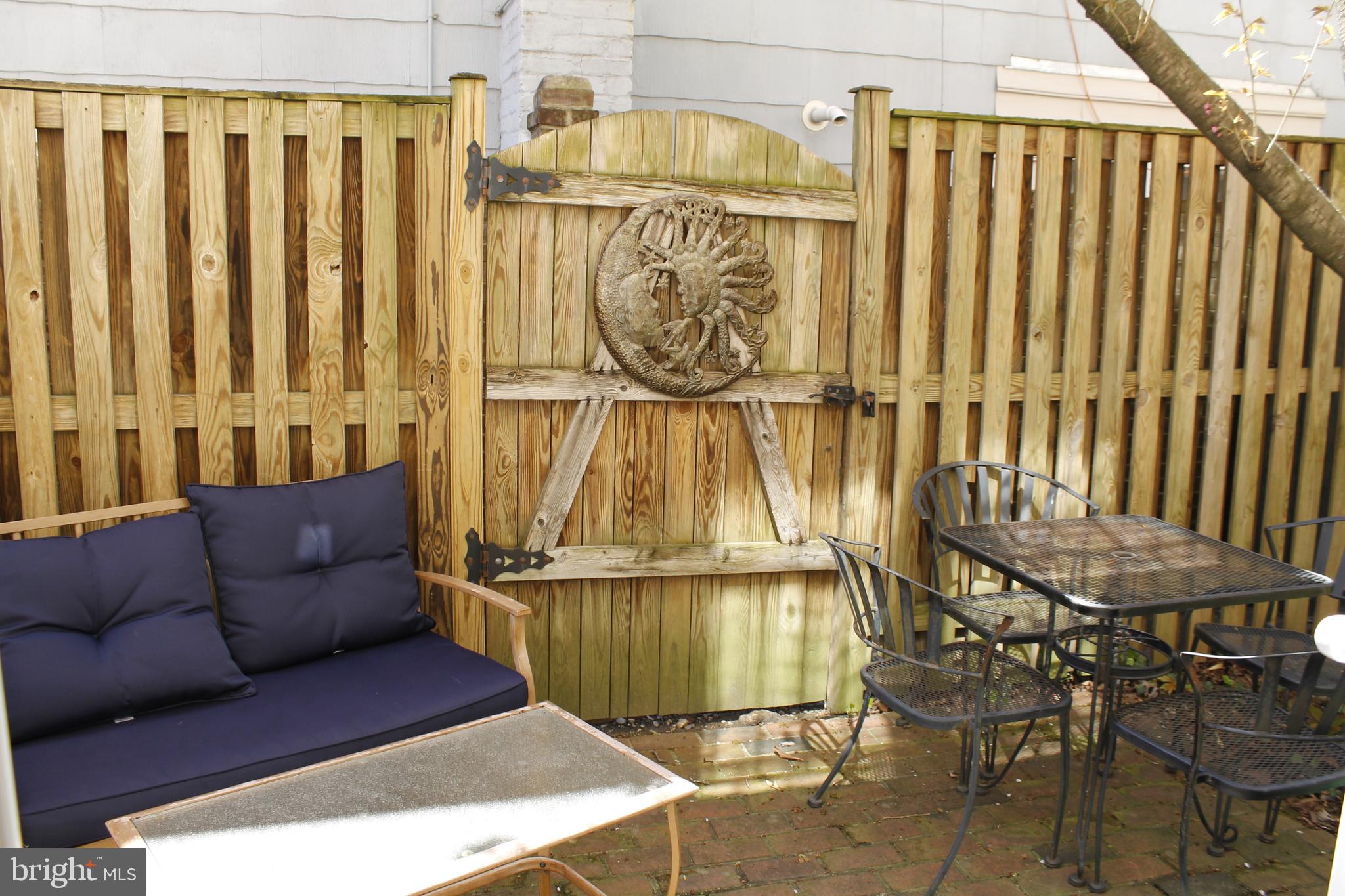 BALLSTON COMMONS - Residential Lease