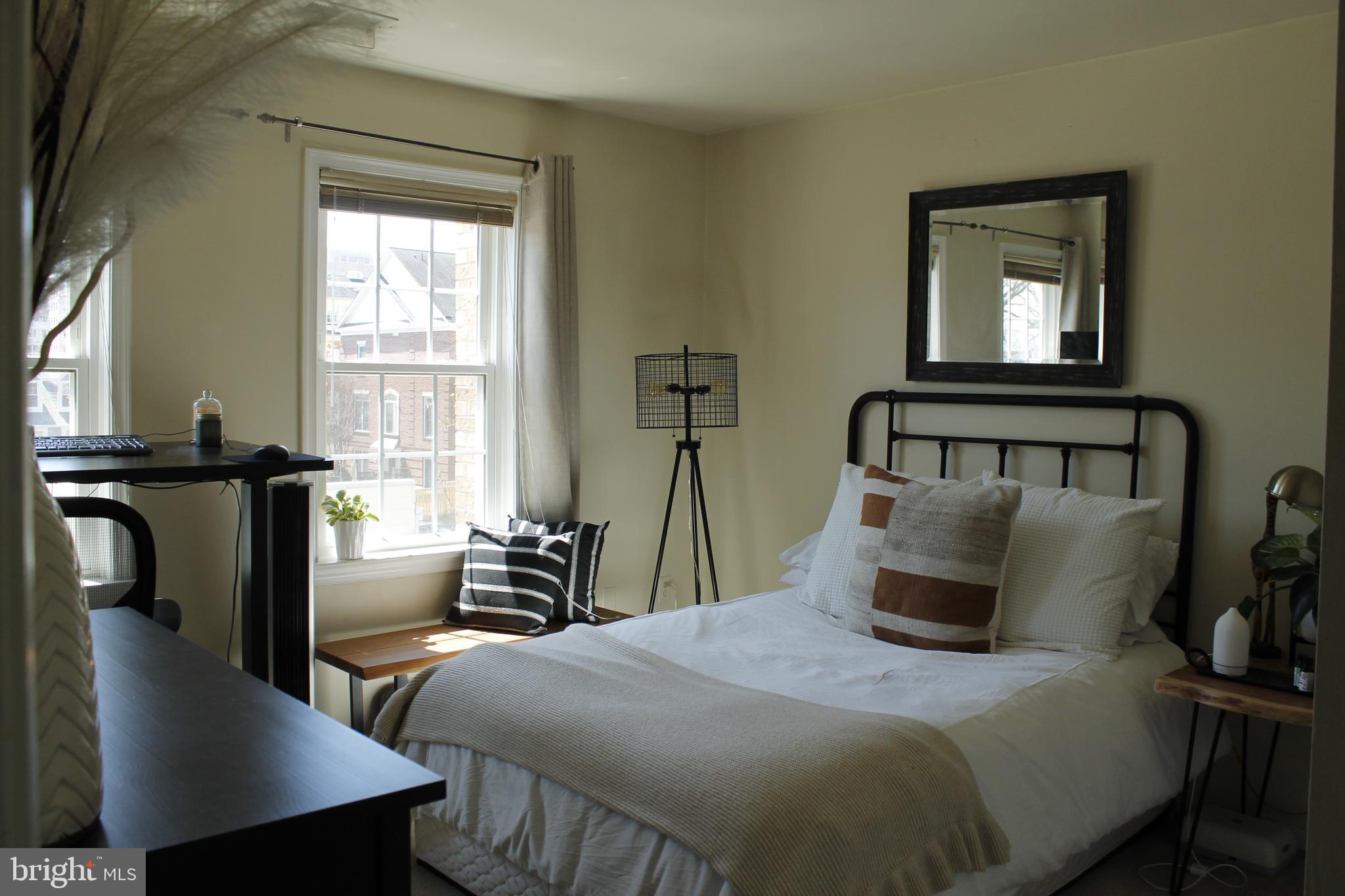 BALLSTON COMMONS - Residential Lease