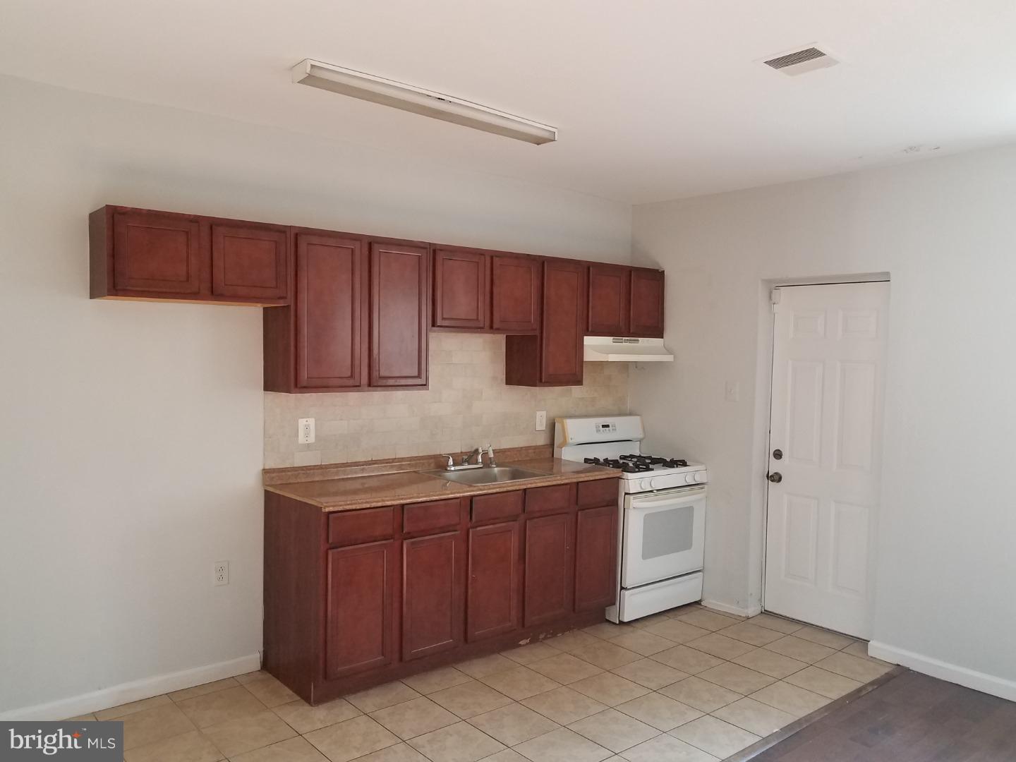 FRANKFORD - Residential