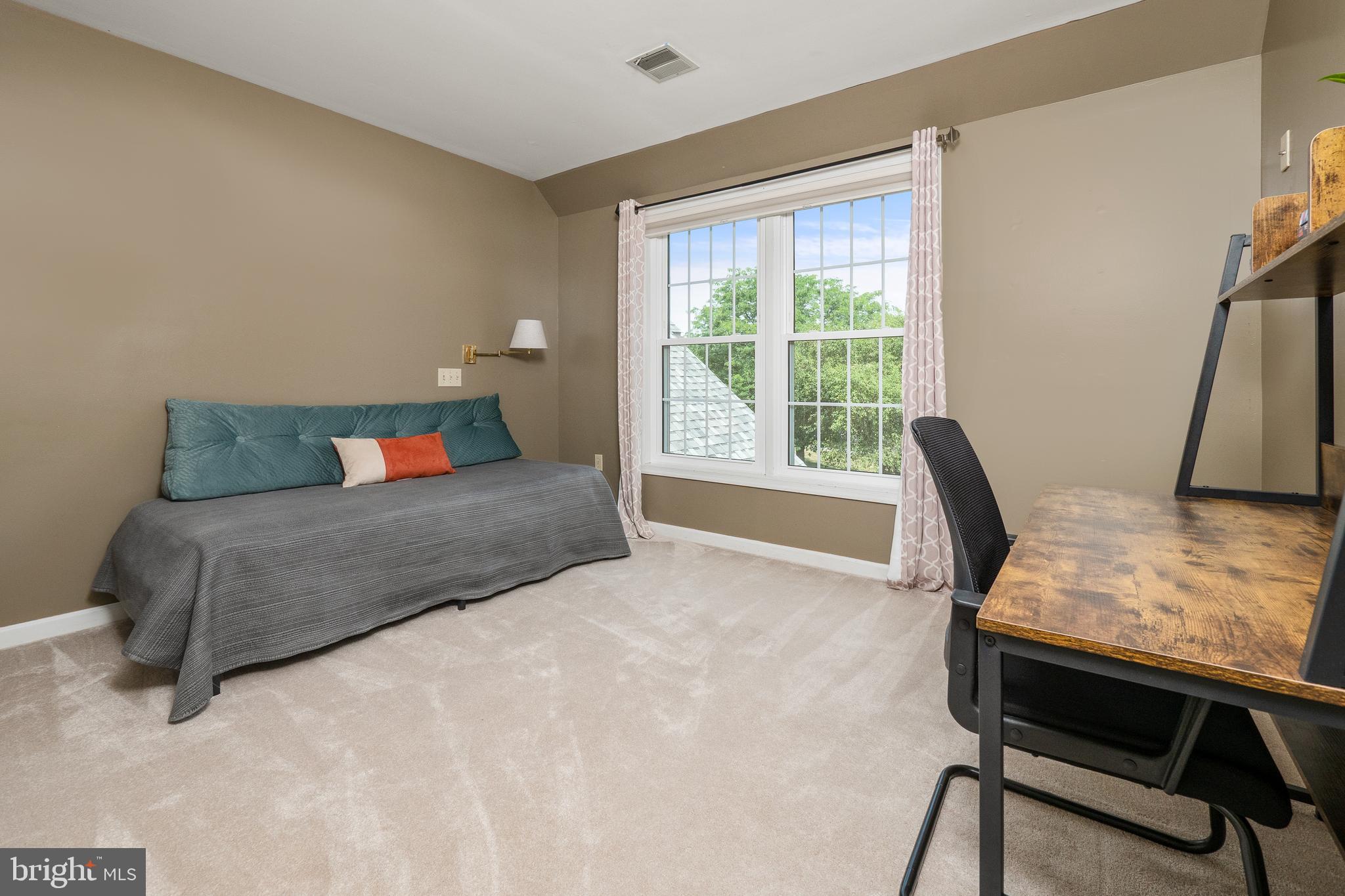 SAUCON VALLEY MEADOW - Residential