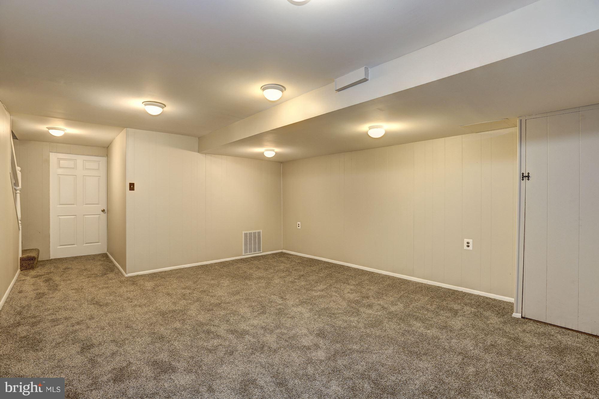 WOODMOOR - Residential