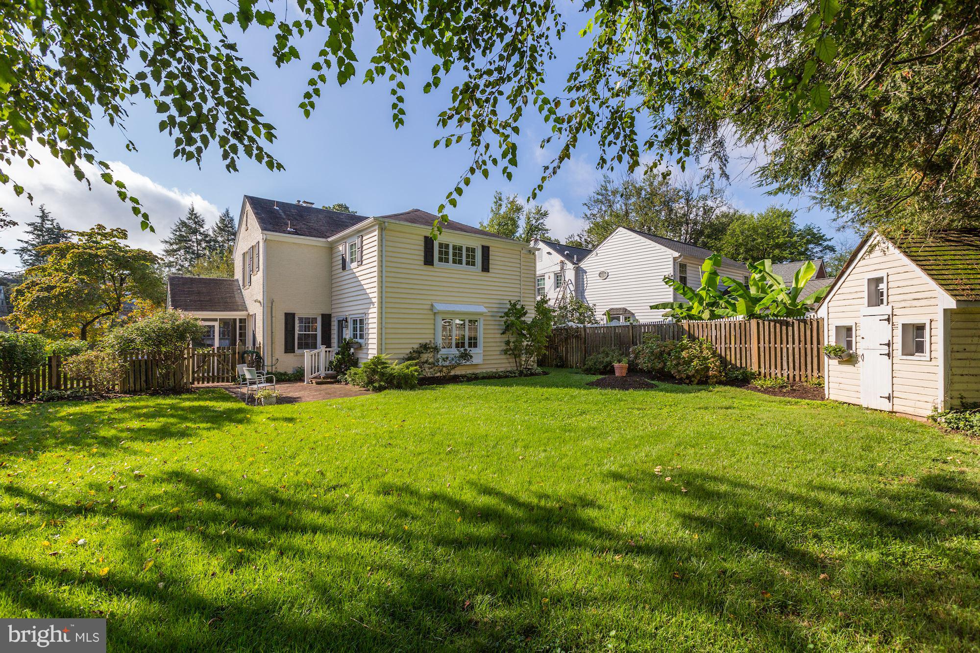 WOODMOOR - Residential