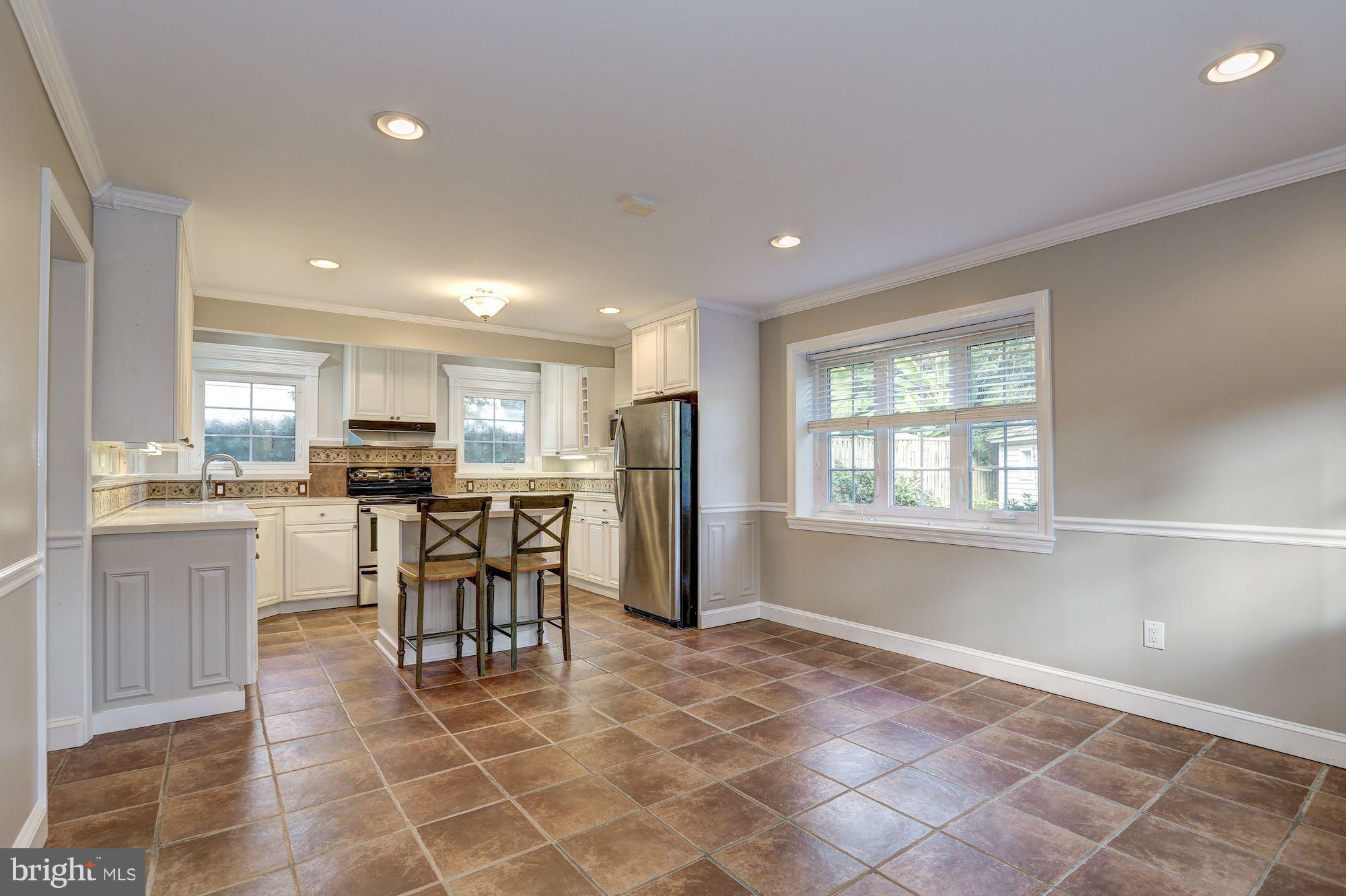 WOODMOOR - Residential