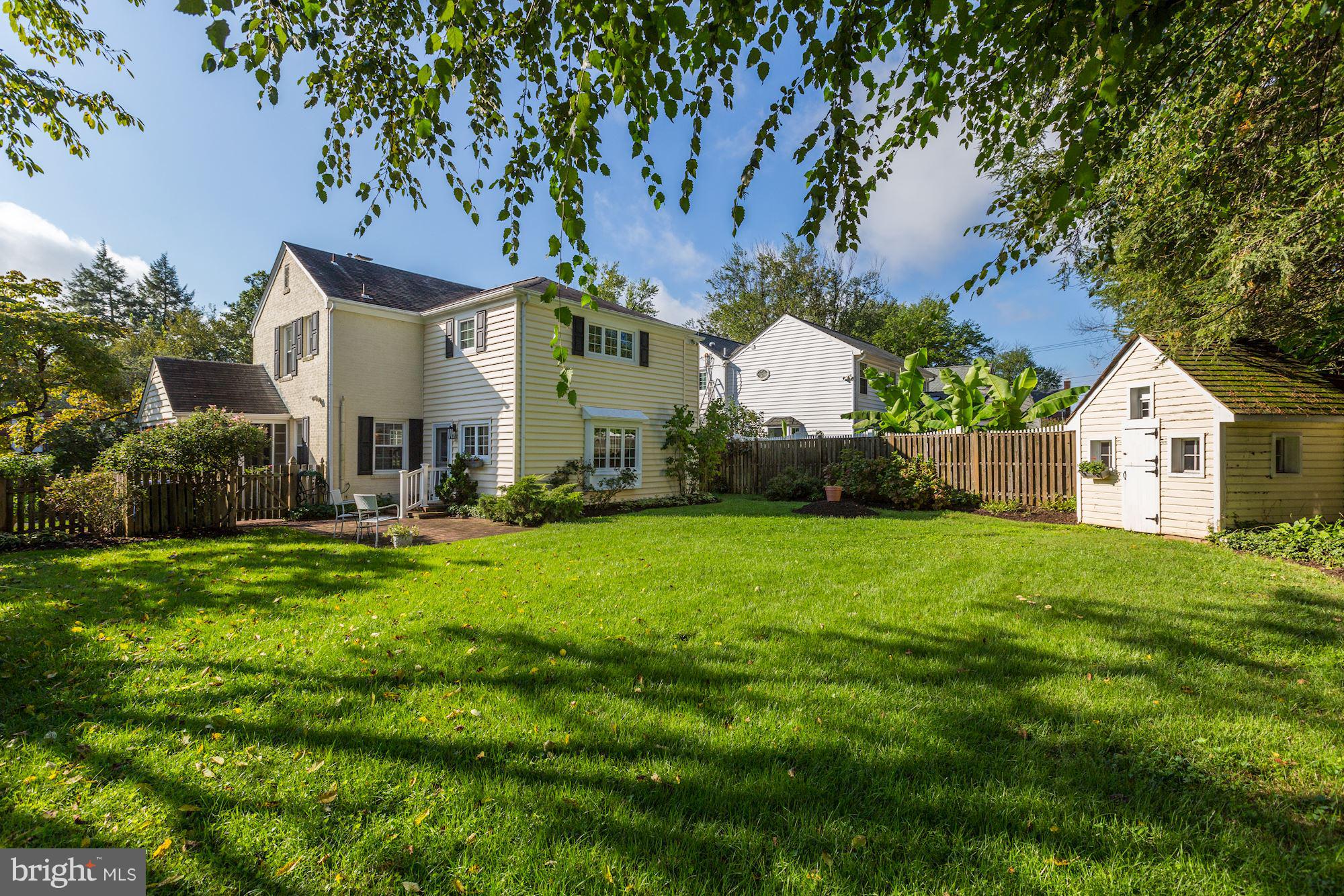 WOODMOOR - Residential