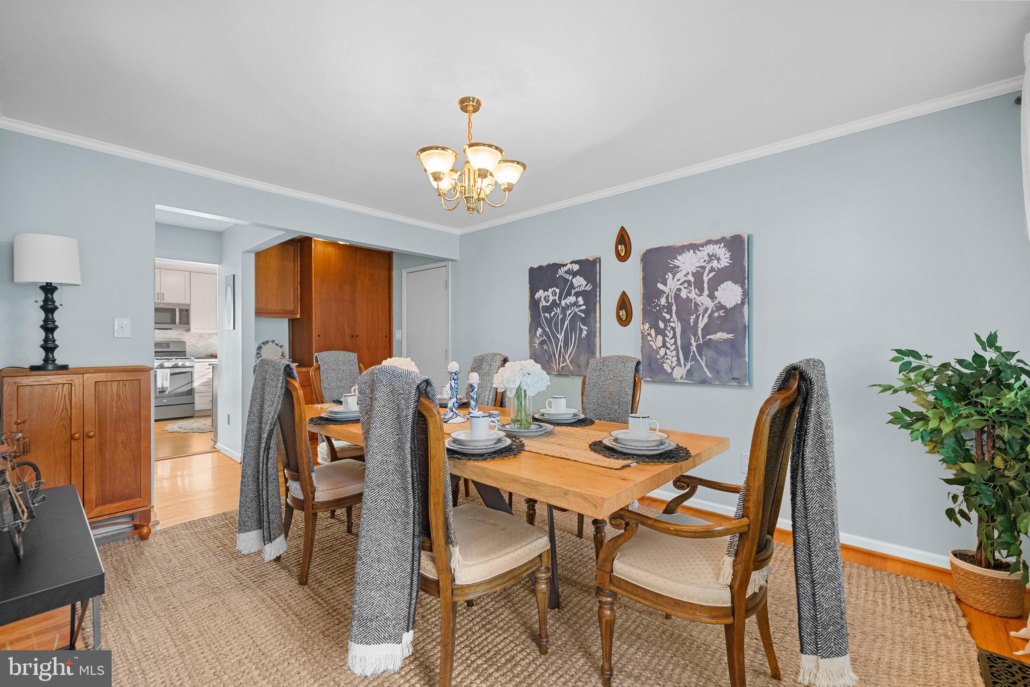 RAMBLEWOOD - Residential