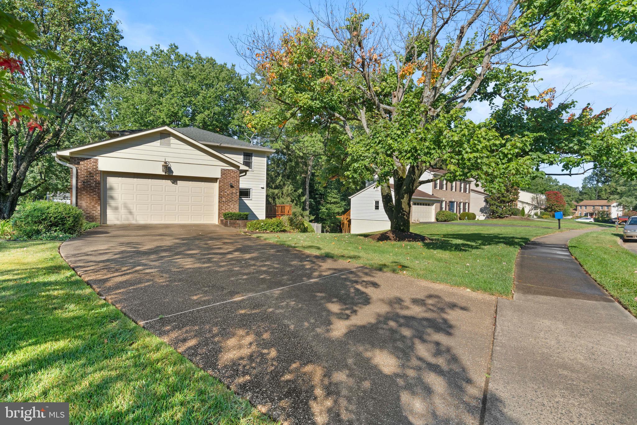 RAMBLEWOOD - Residential