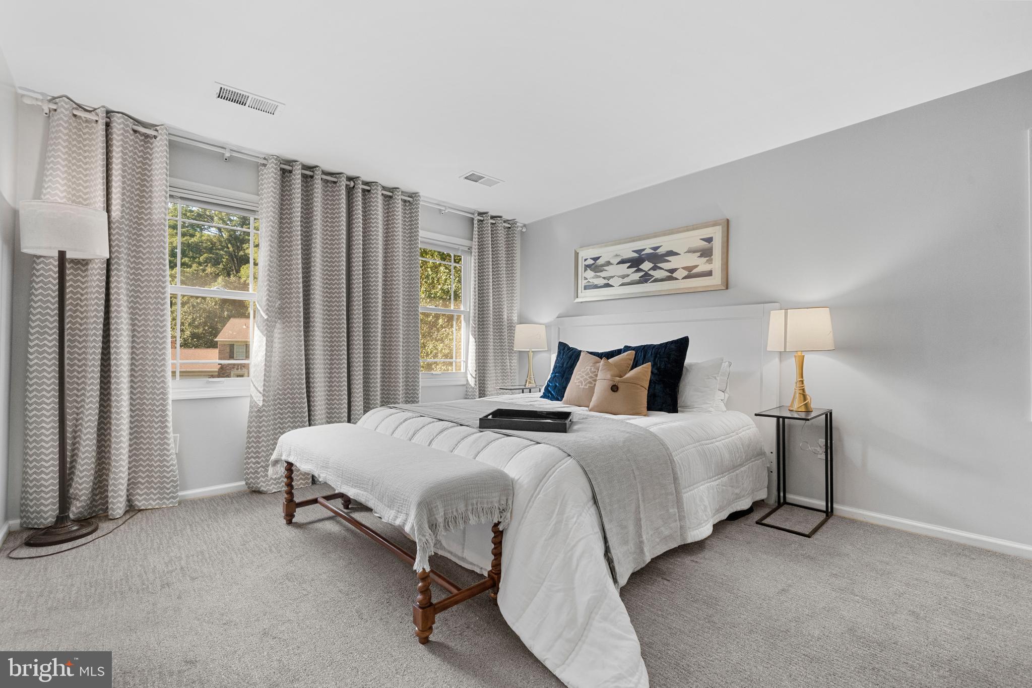 RAMBLEWOOD - Residential