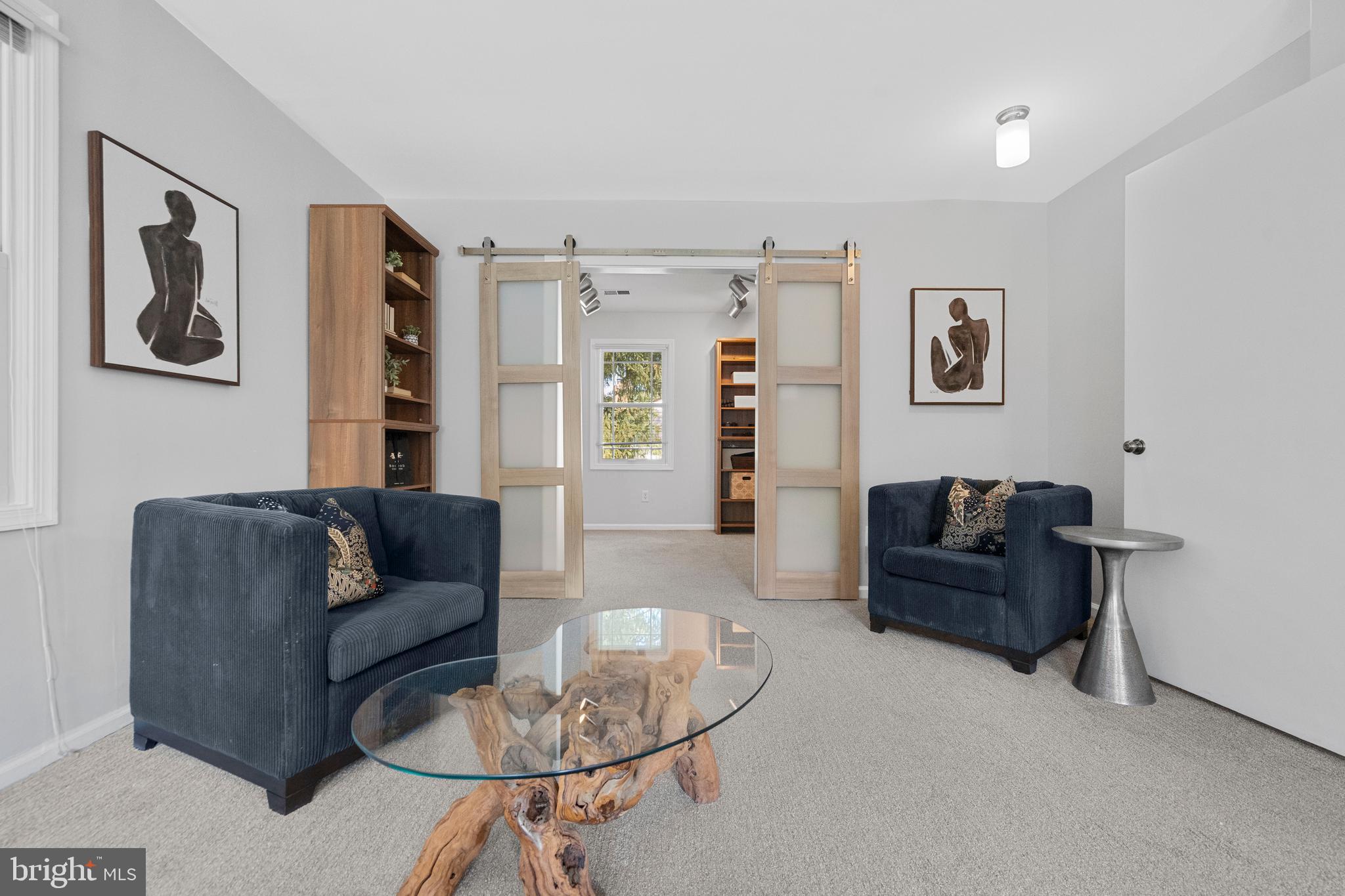 RAMBLEWOOD - Residential