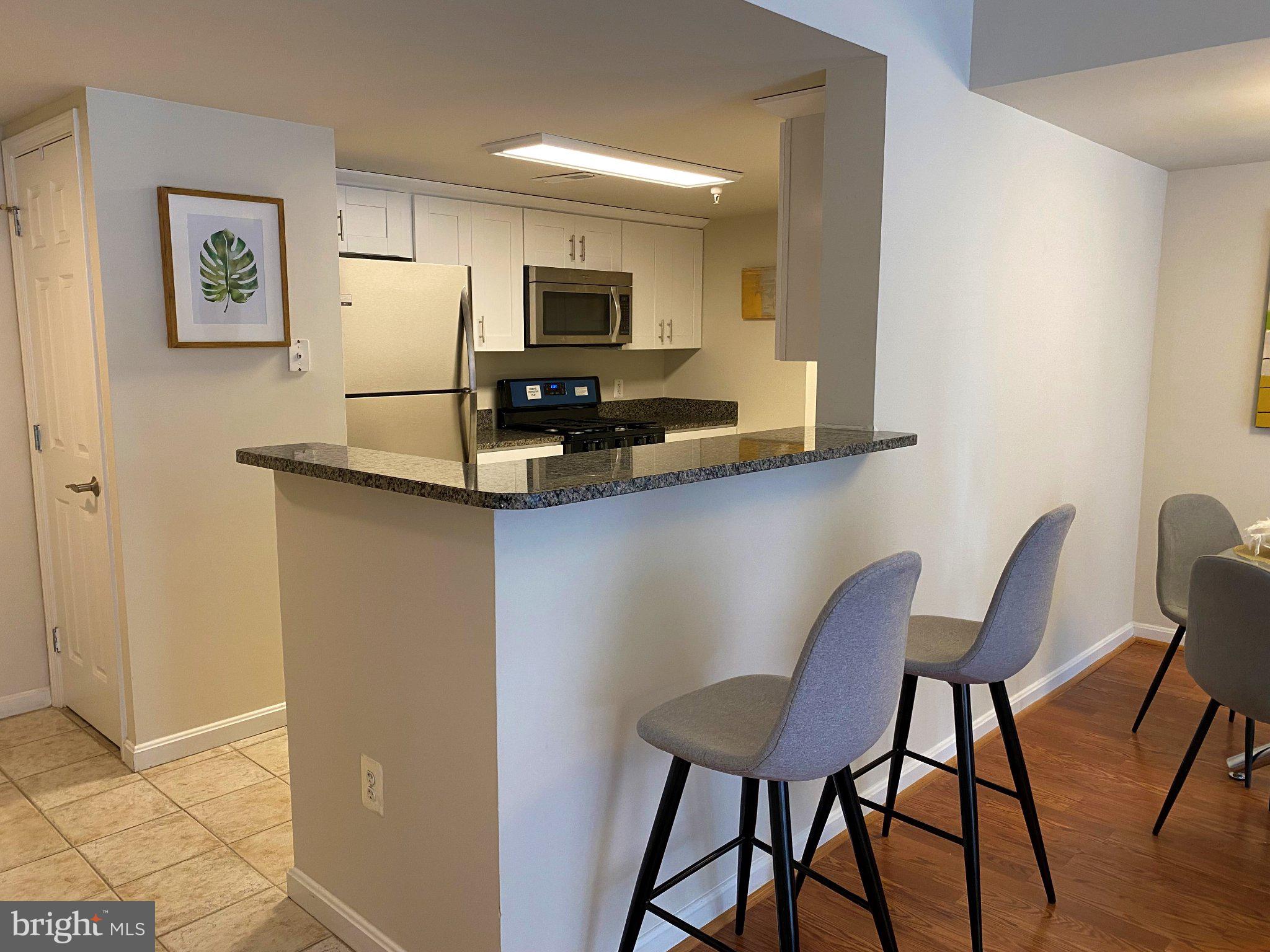 GALLERY AT WHITE FLINT - Residential