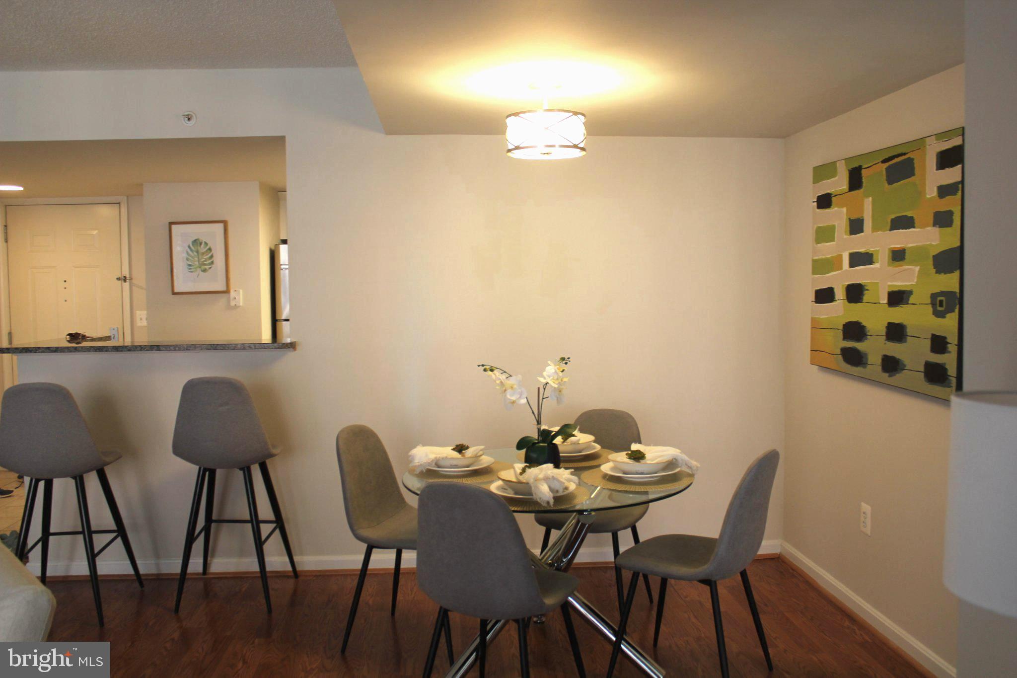 GALLERY AT WHITE FLINT - Residential