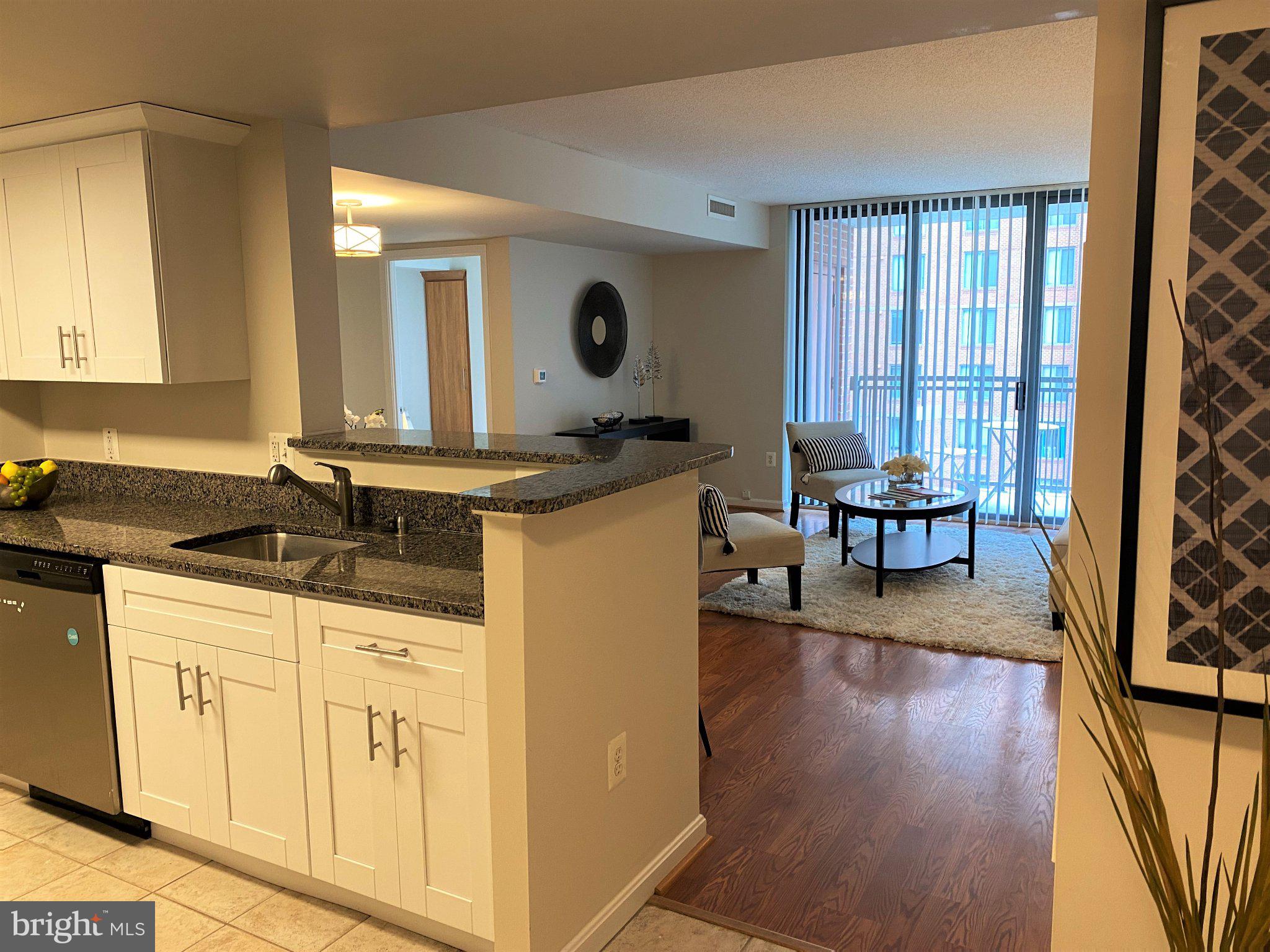 GALLERY AT WHITE FLINT - Residential