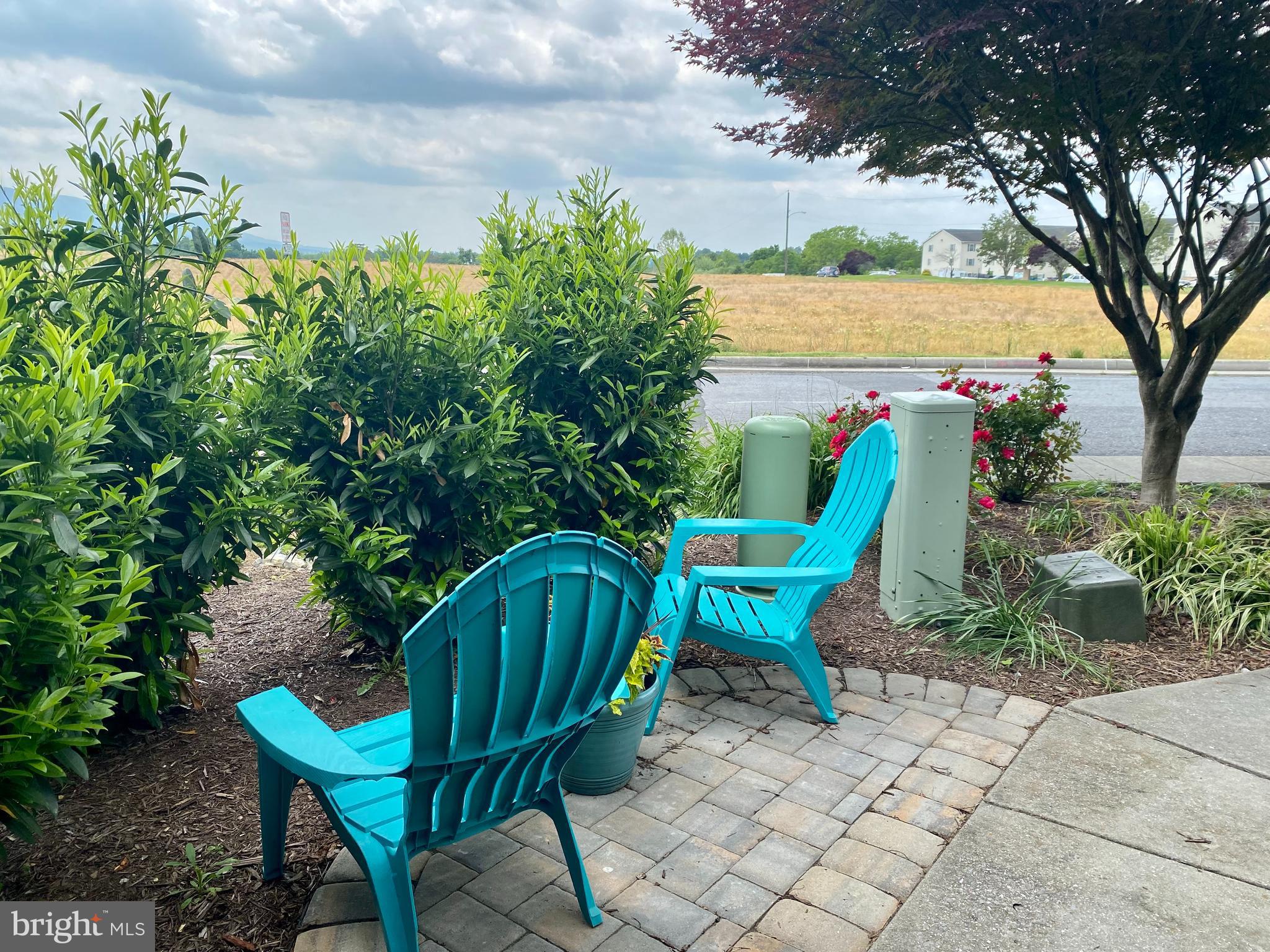 PARKSIDE VILLAGE - Residential