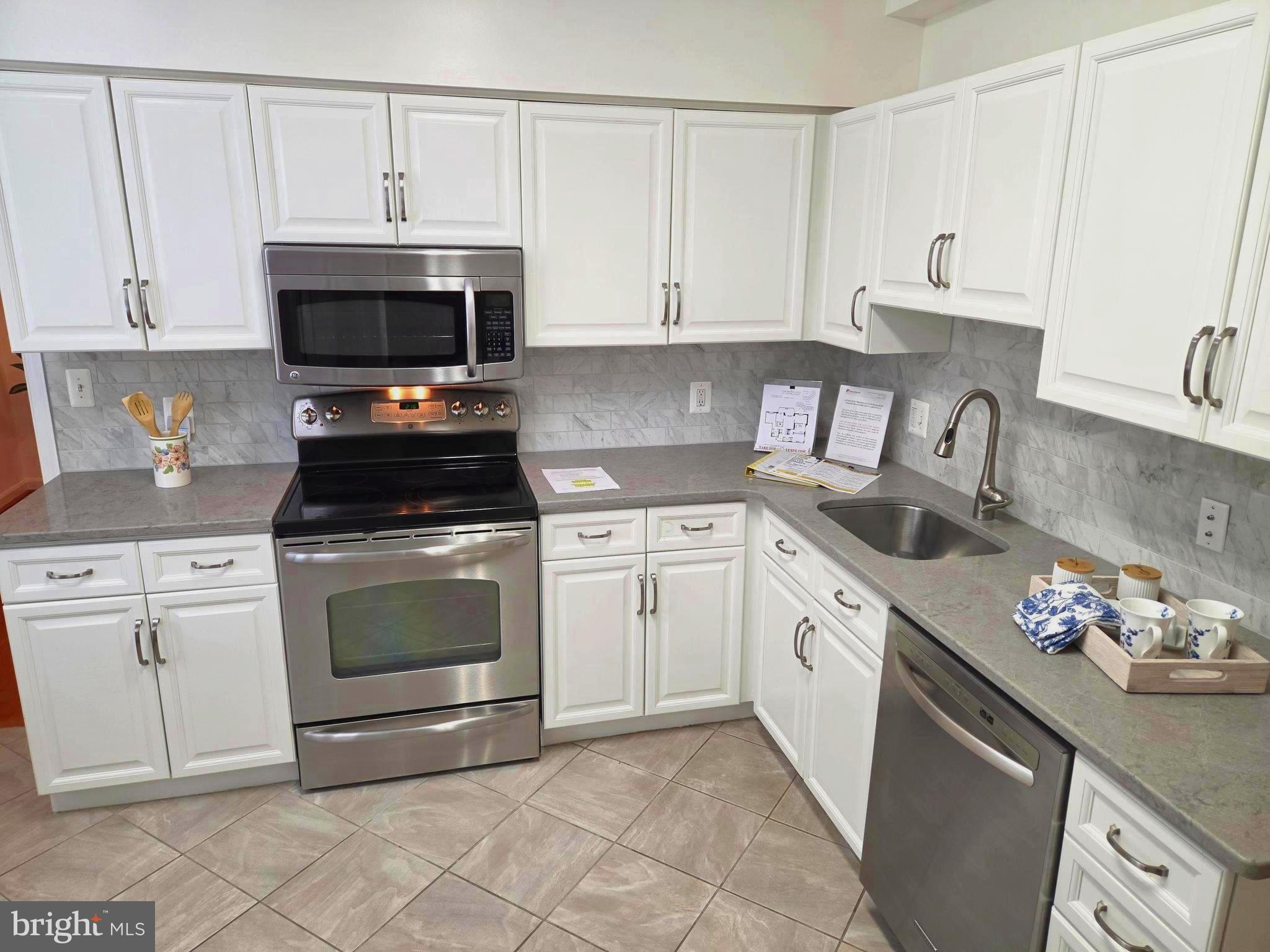 2900 N LEISURE WORLD BOULEVARD 211
