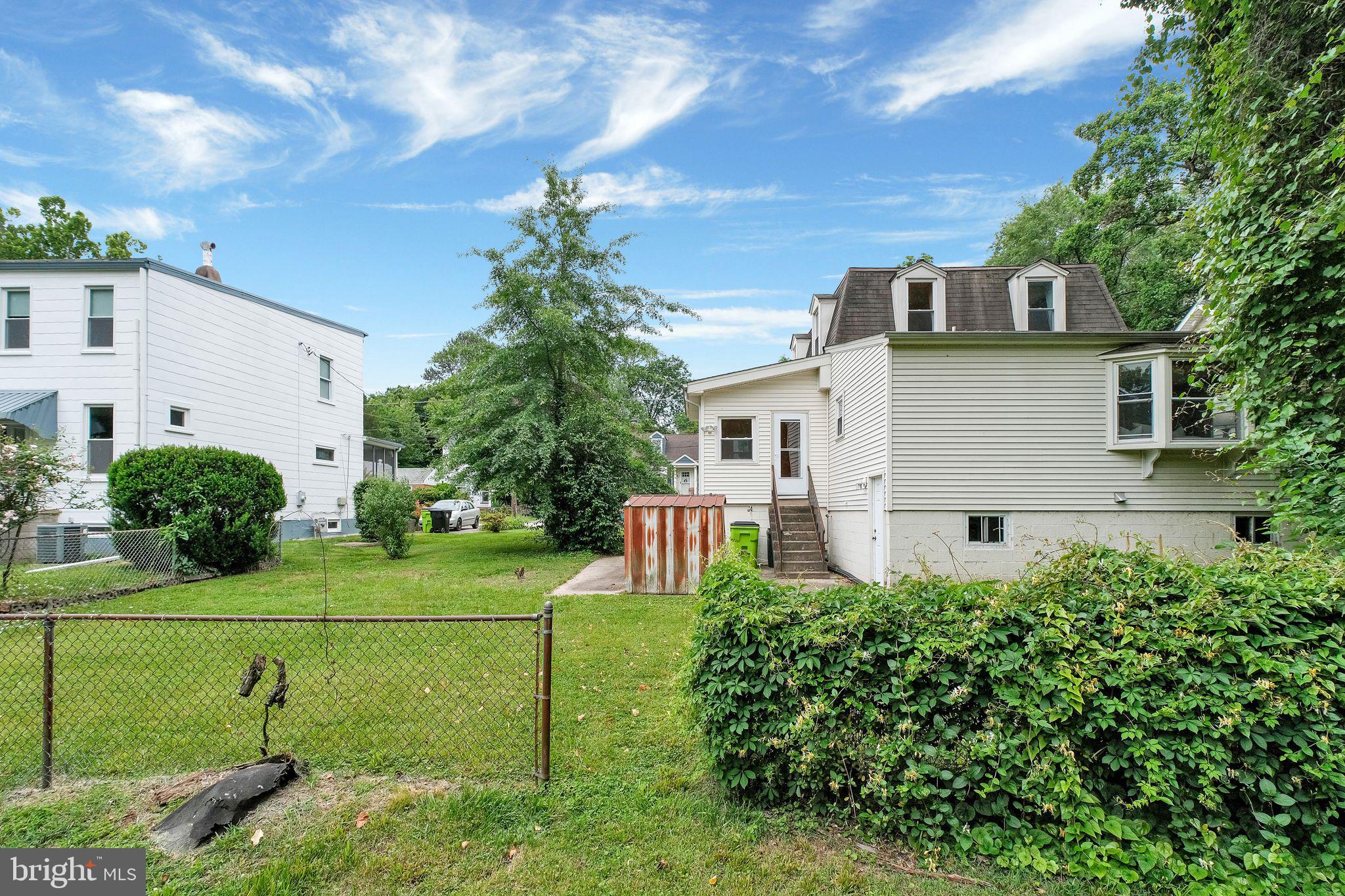 BRENTWOOD - Residential