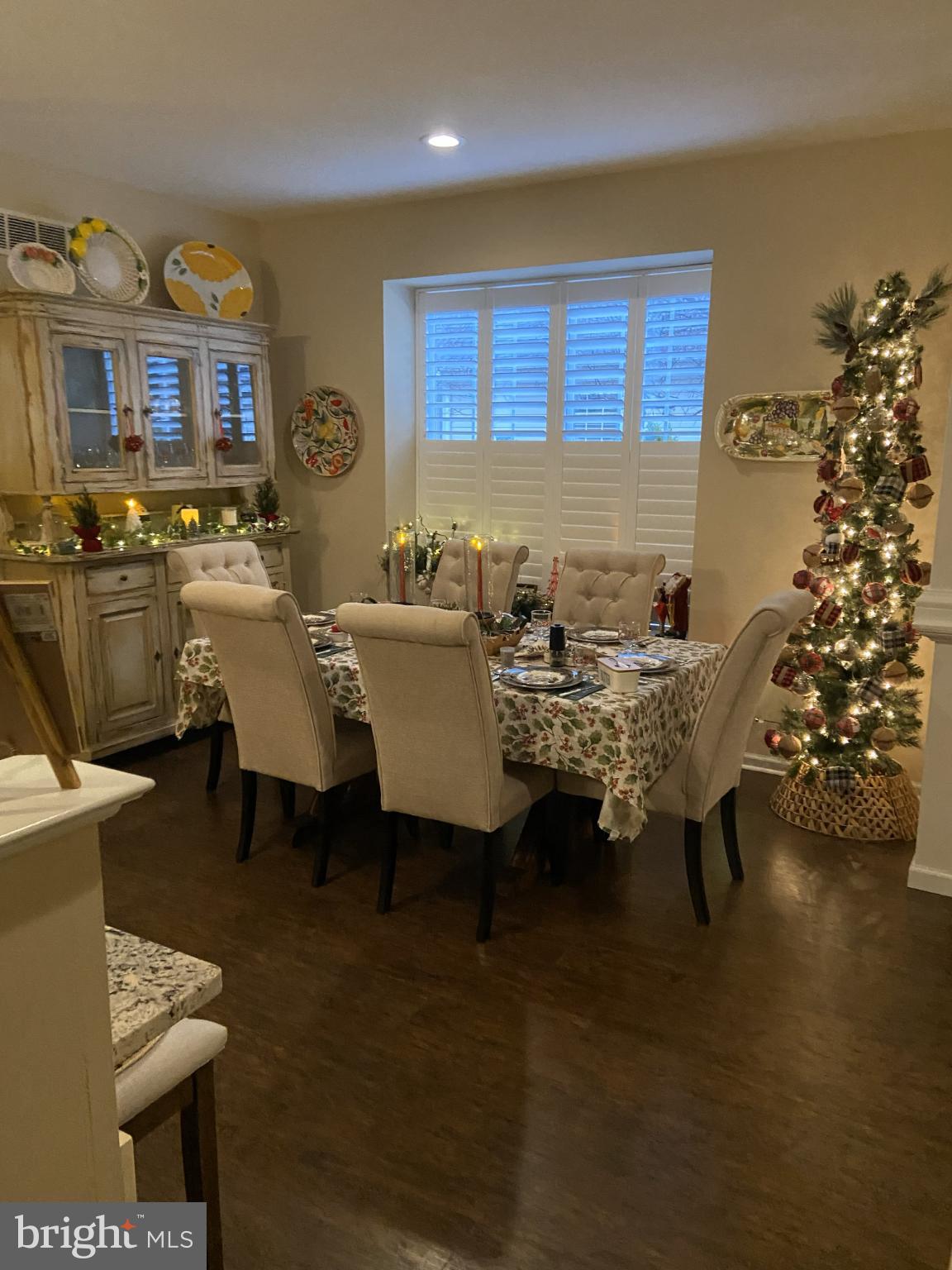 COURTYARDS - Residential