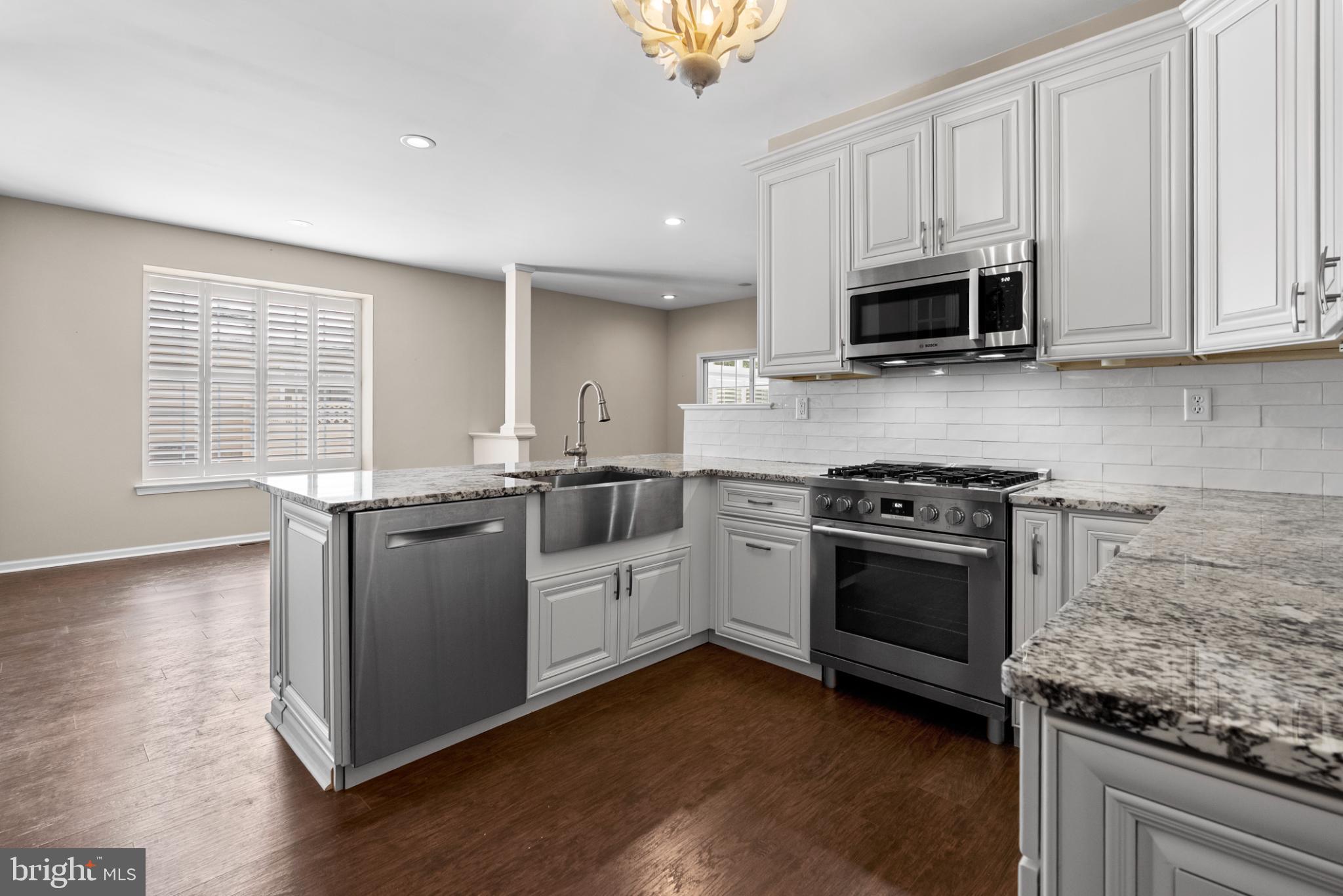 COURTYARDS - Residential