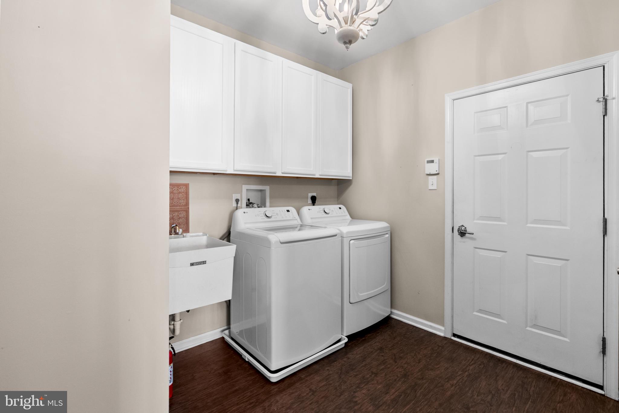 COURTYARDS - Residential