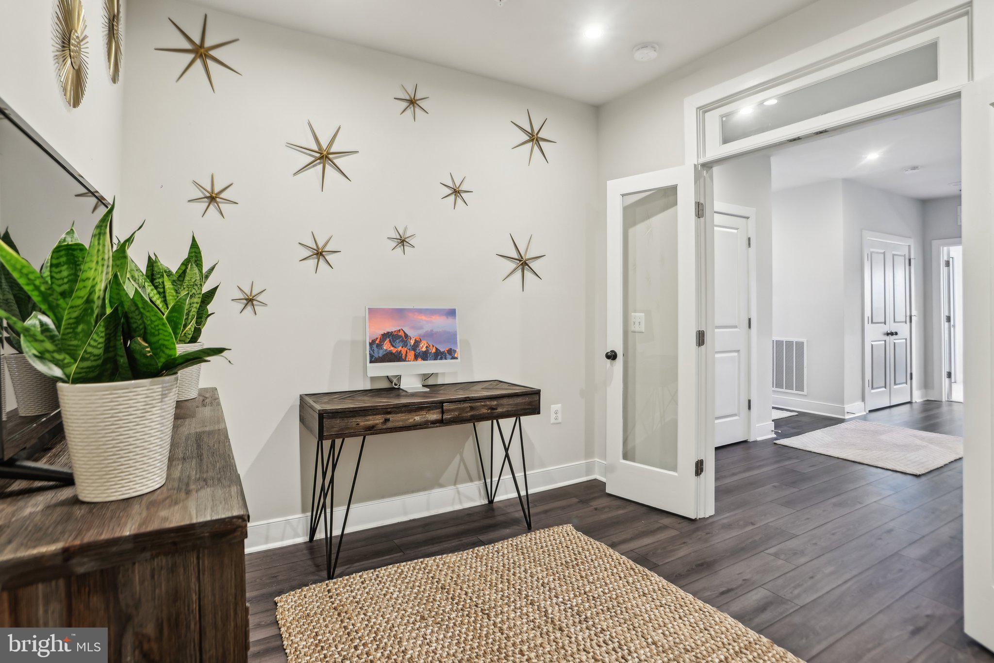 THE FLATS AT NATIONAL HARBOR - Residential