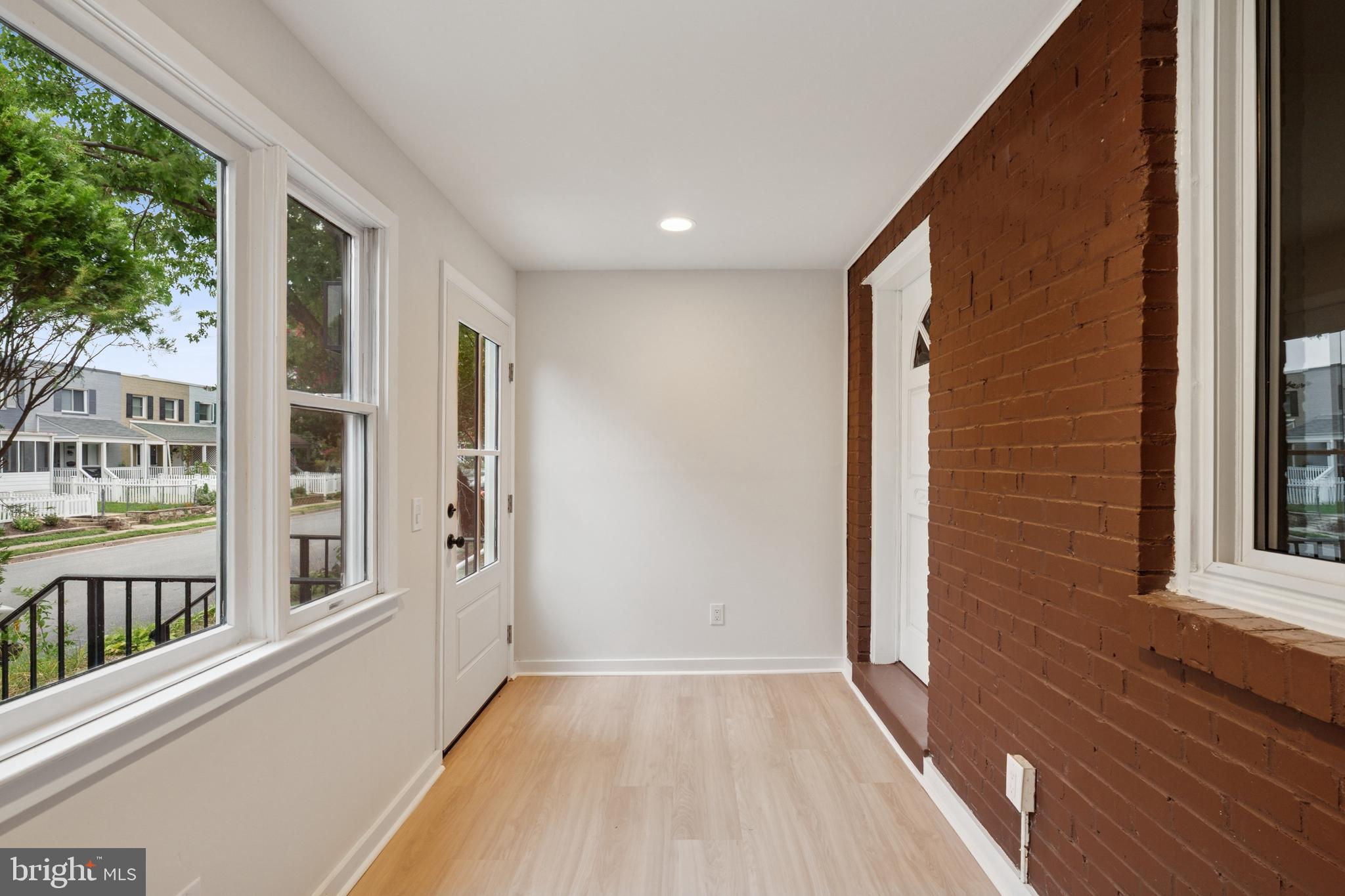 141 LYNHAVEN DRIVE
