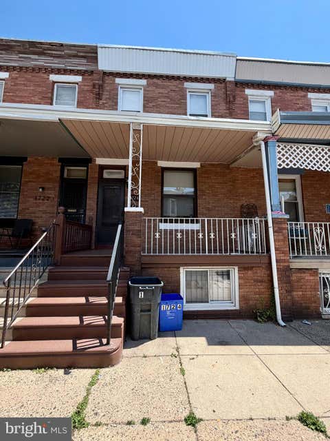 Townhouse For Rent - 1724 Saint Pauls Street<br/> PHILADELPHIA, PA 19140