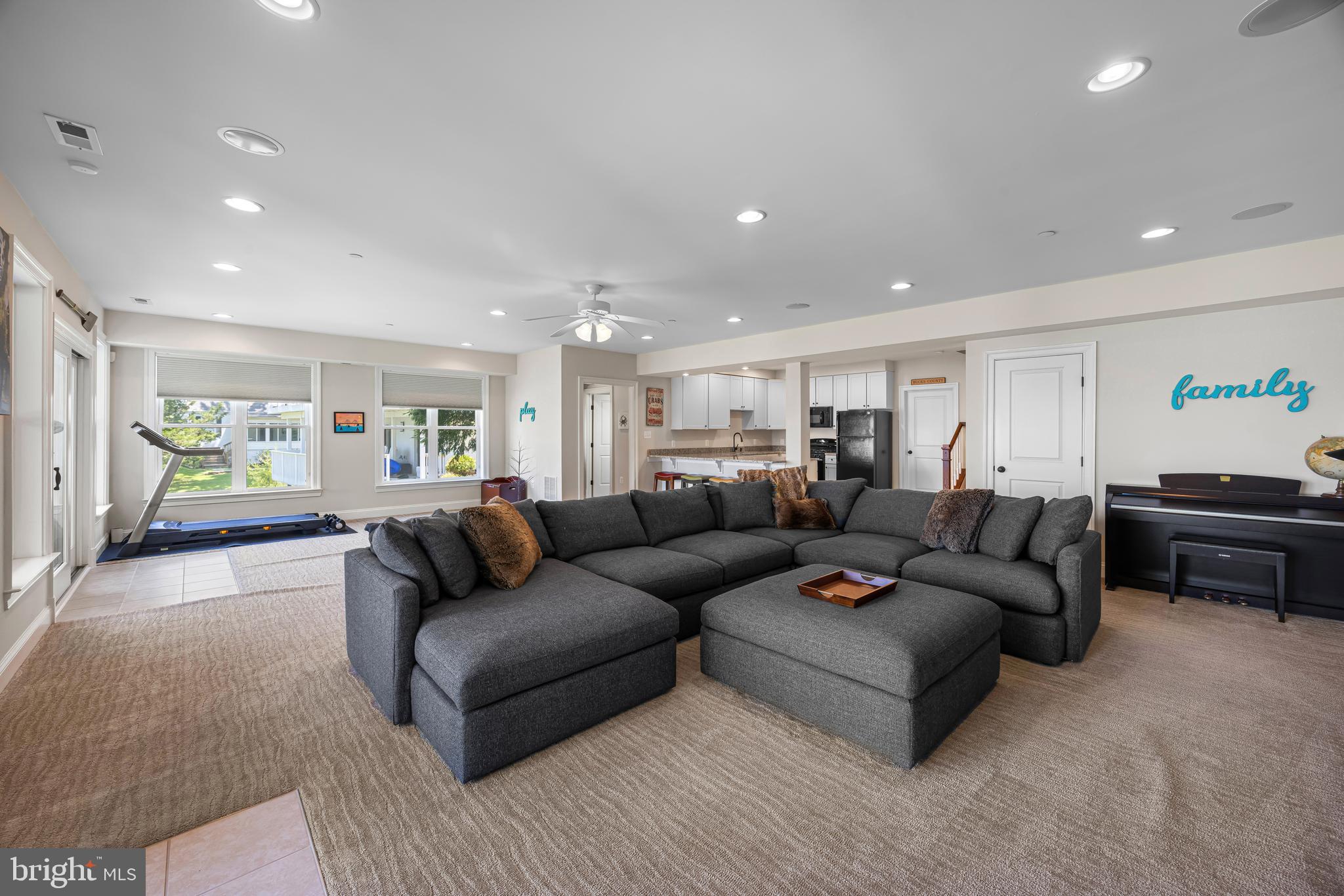 SHOREHAM BEACH - Residential