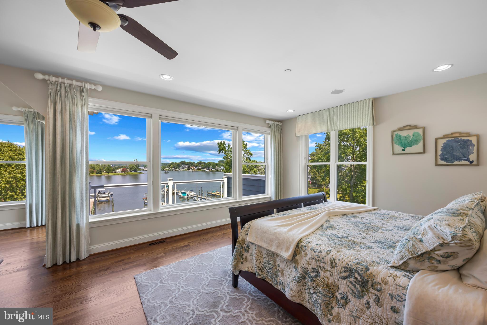 SHOREHAM BEACH - Residential