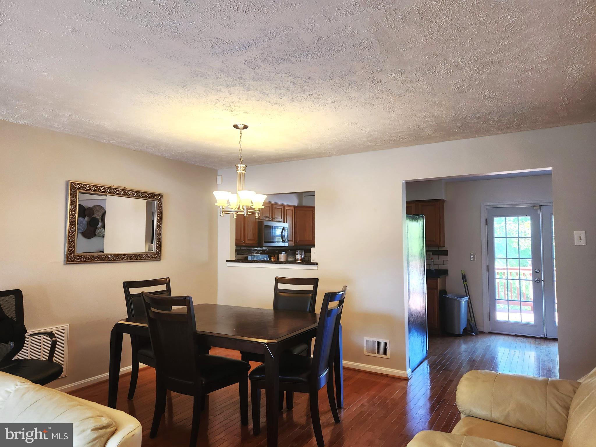 BONIWOOD - PLAT FOUR - Residential Lease