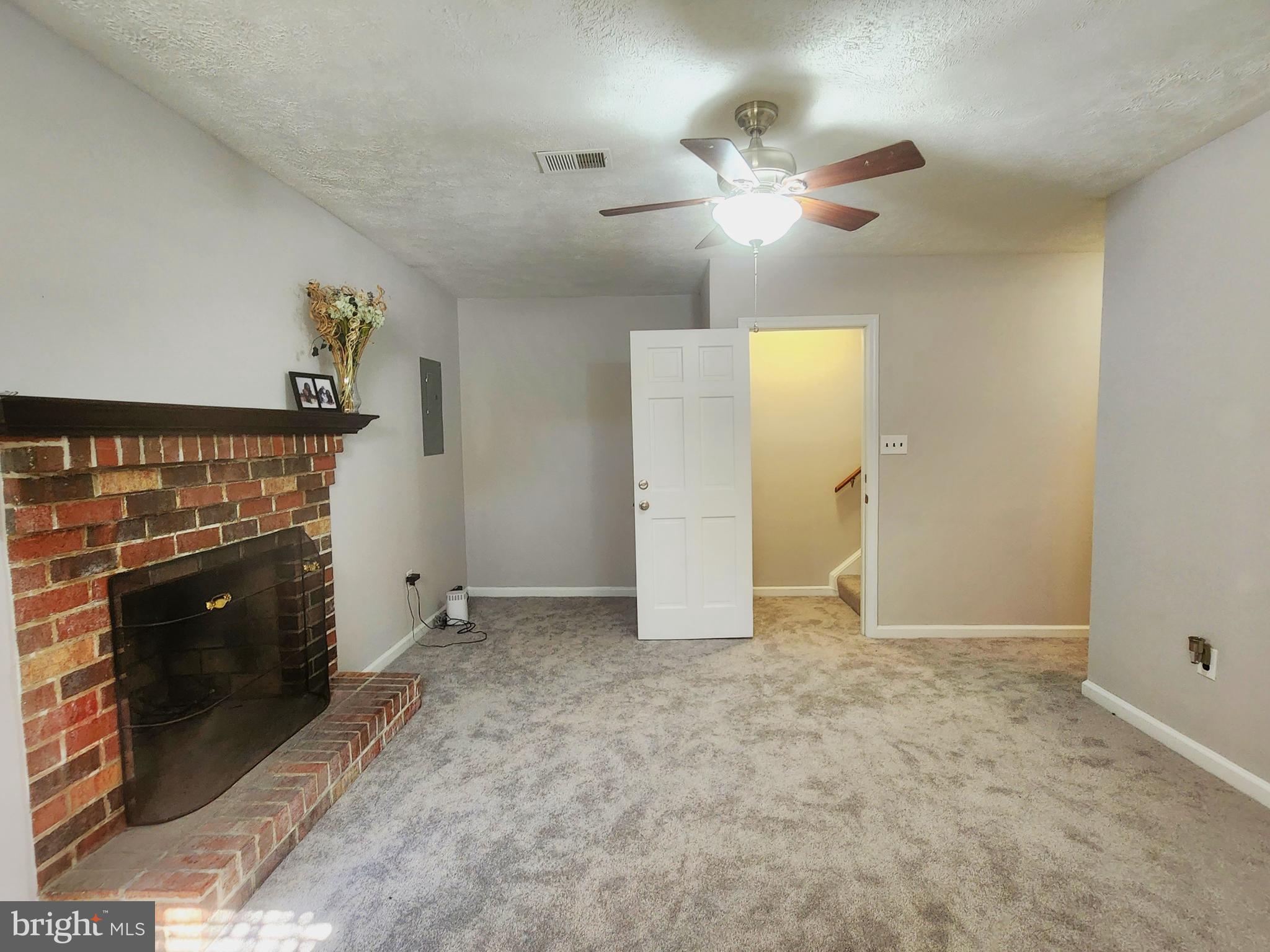 BONIWOOD - PLAT FOUR - Residential Lease