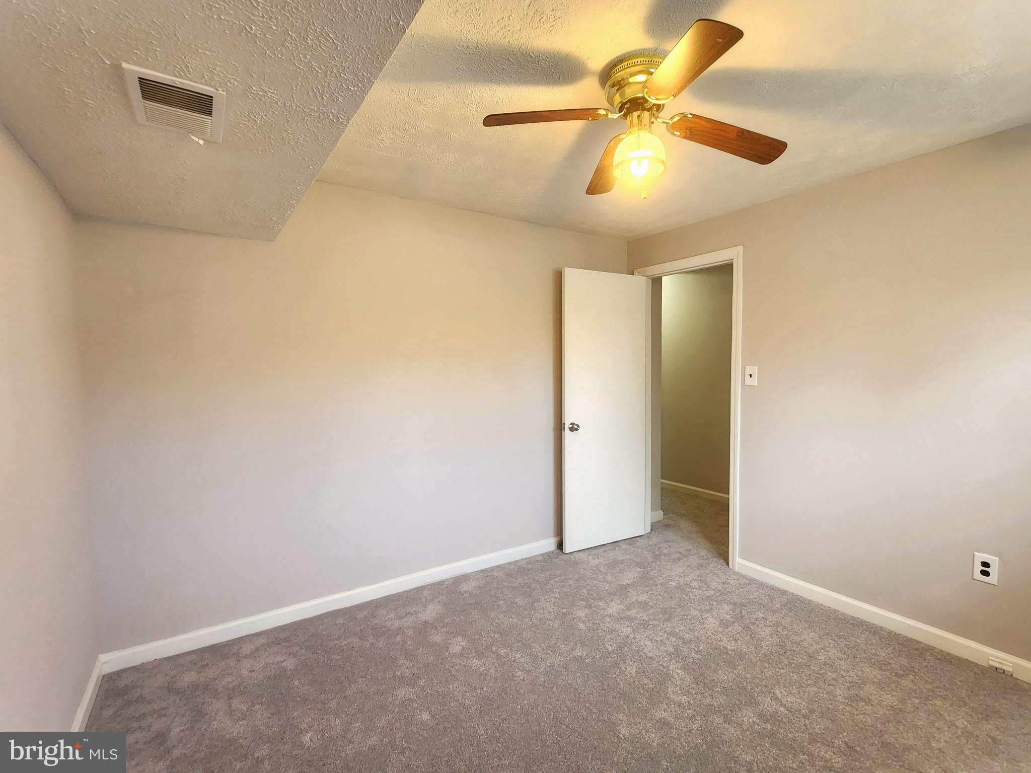 BONIWOOD - PLAT FOUR - Residential Lease