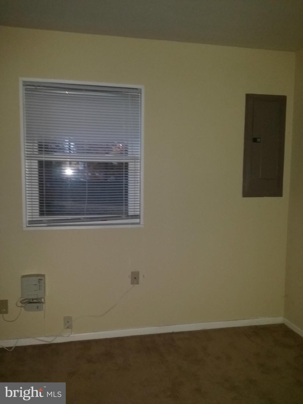 THREE MILE OAK - Residential