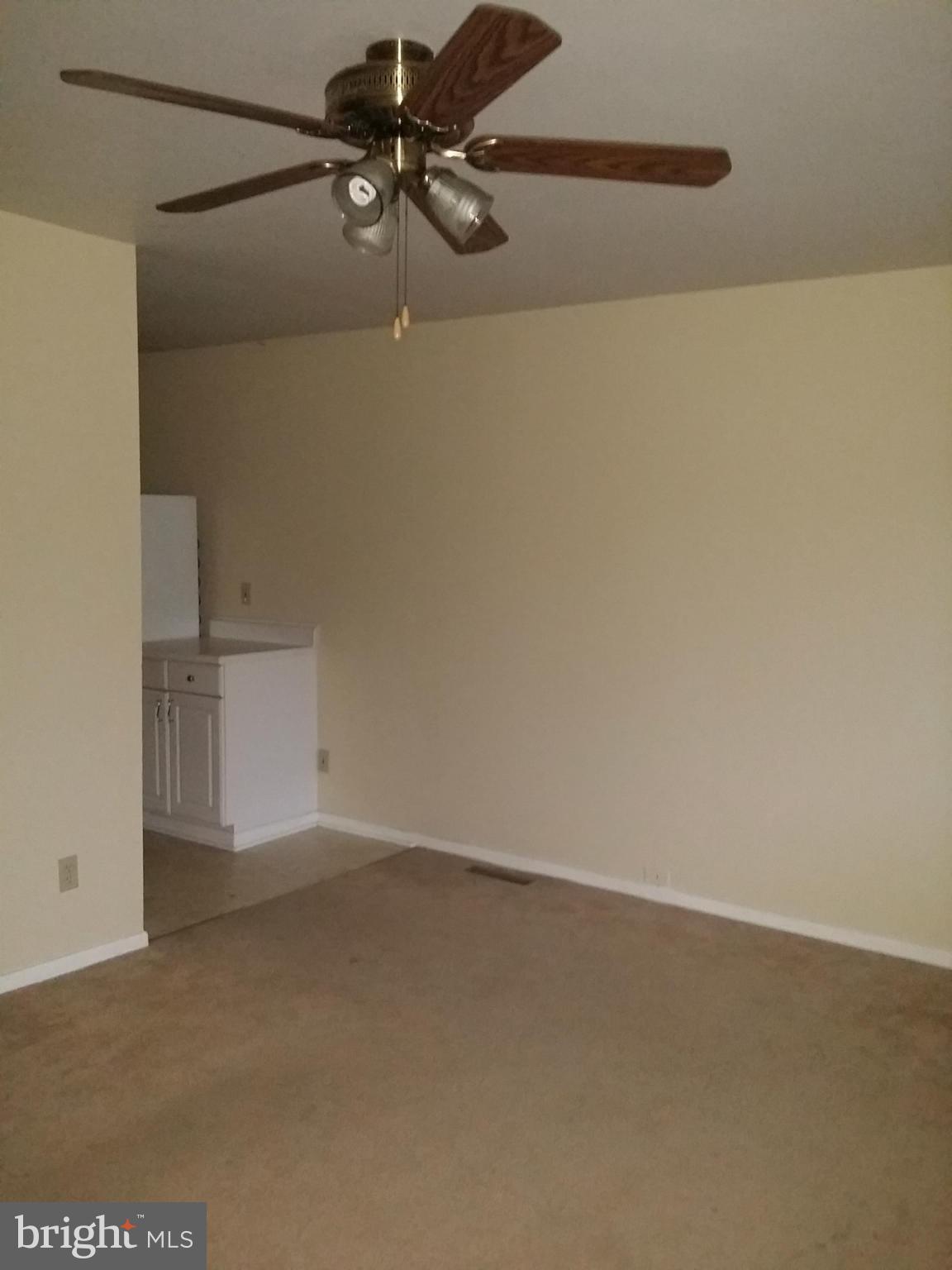 THREE MILE OAK - Residential