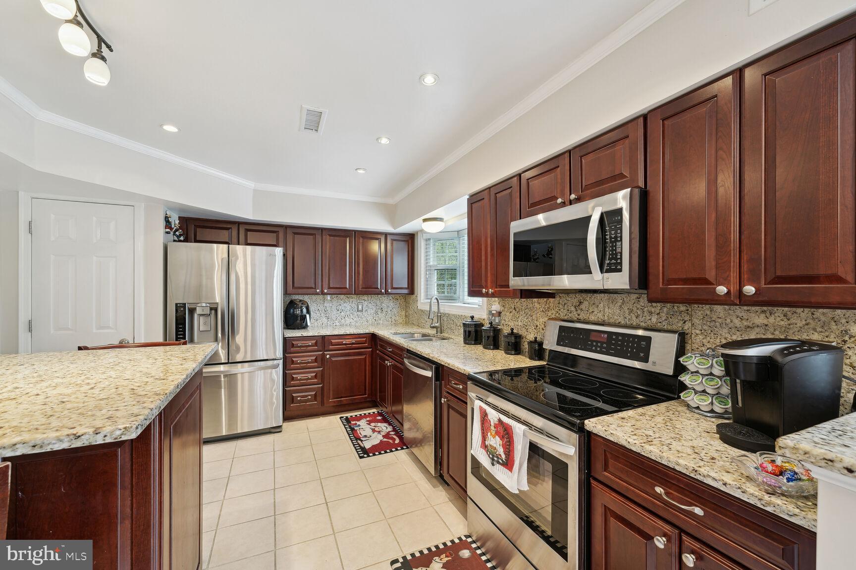 NORTHVIEW - Residential