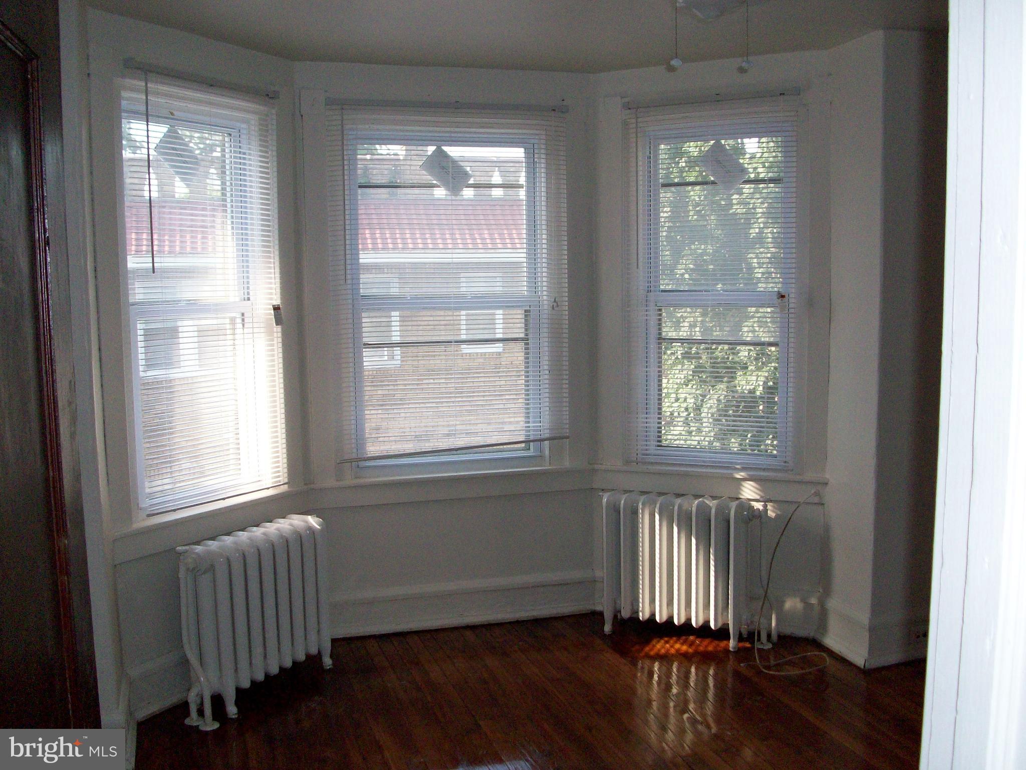 MANTUA - Residential