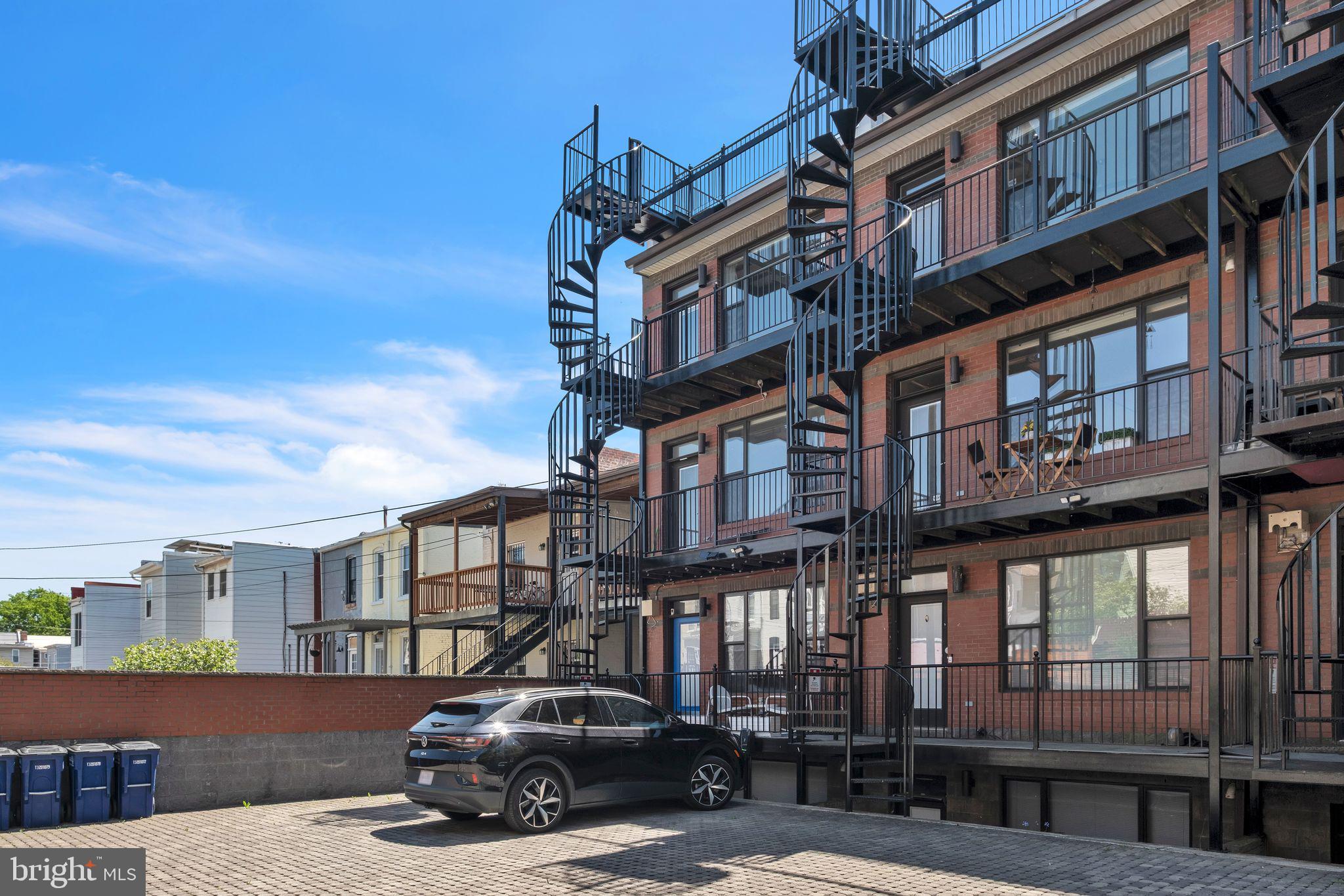 CAPITOL HILL - Residential Lease