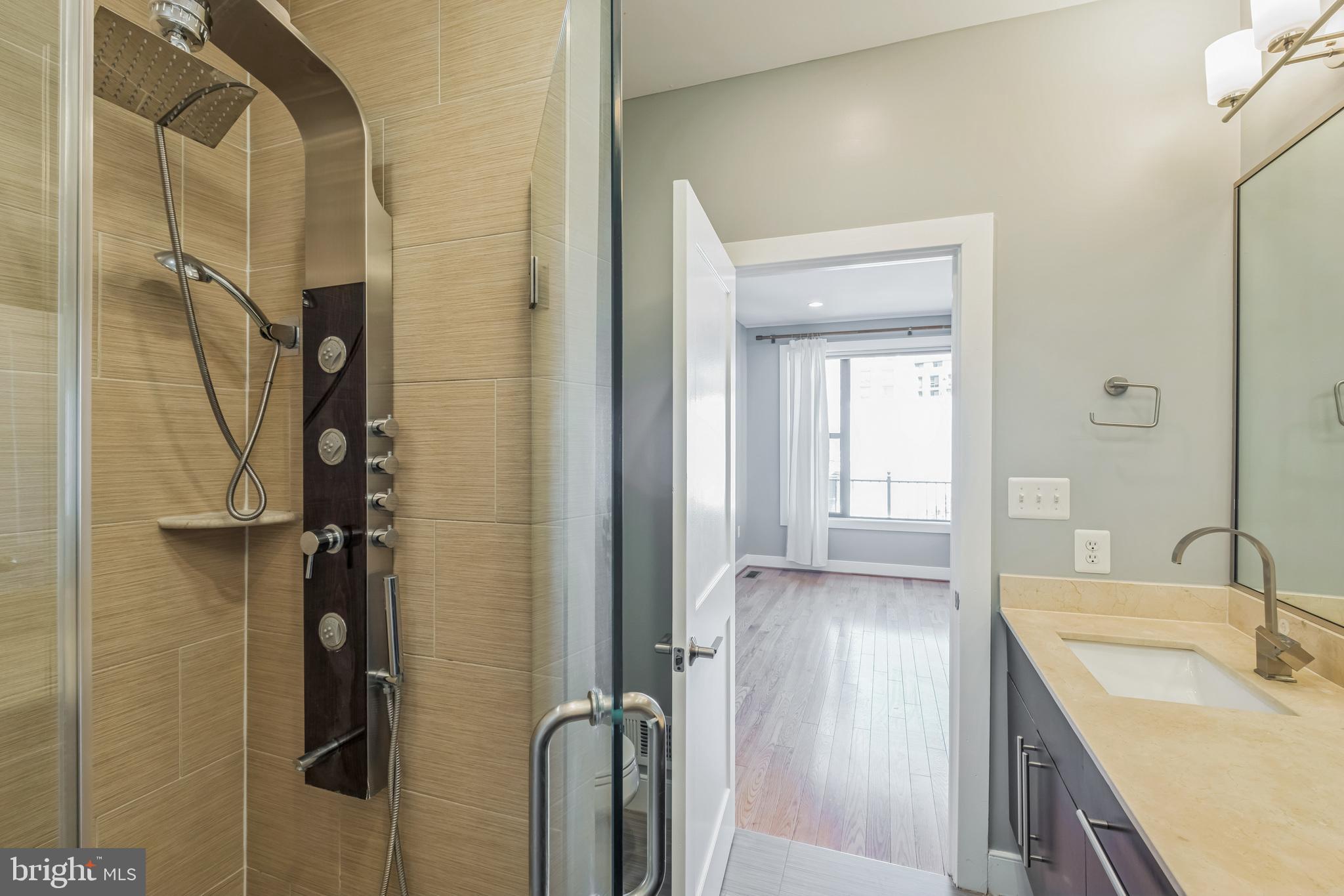 CAPITOL HILL - Residential Lease