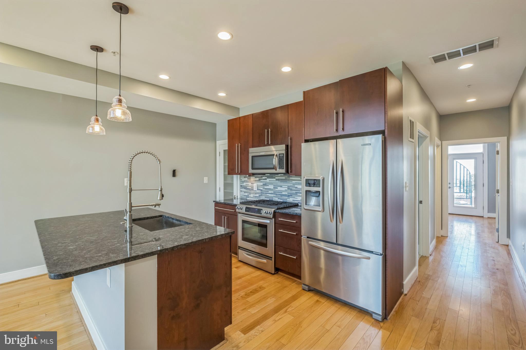CAPITOL HILL - Residential Lease