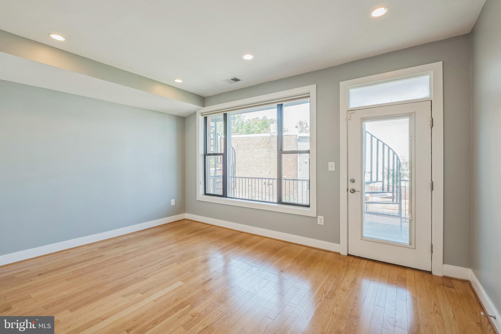 CAPITOL HILL - Residential Lease
