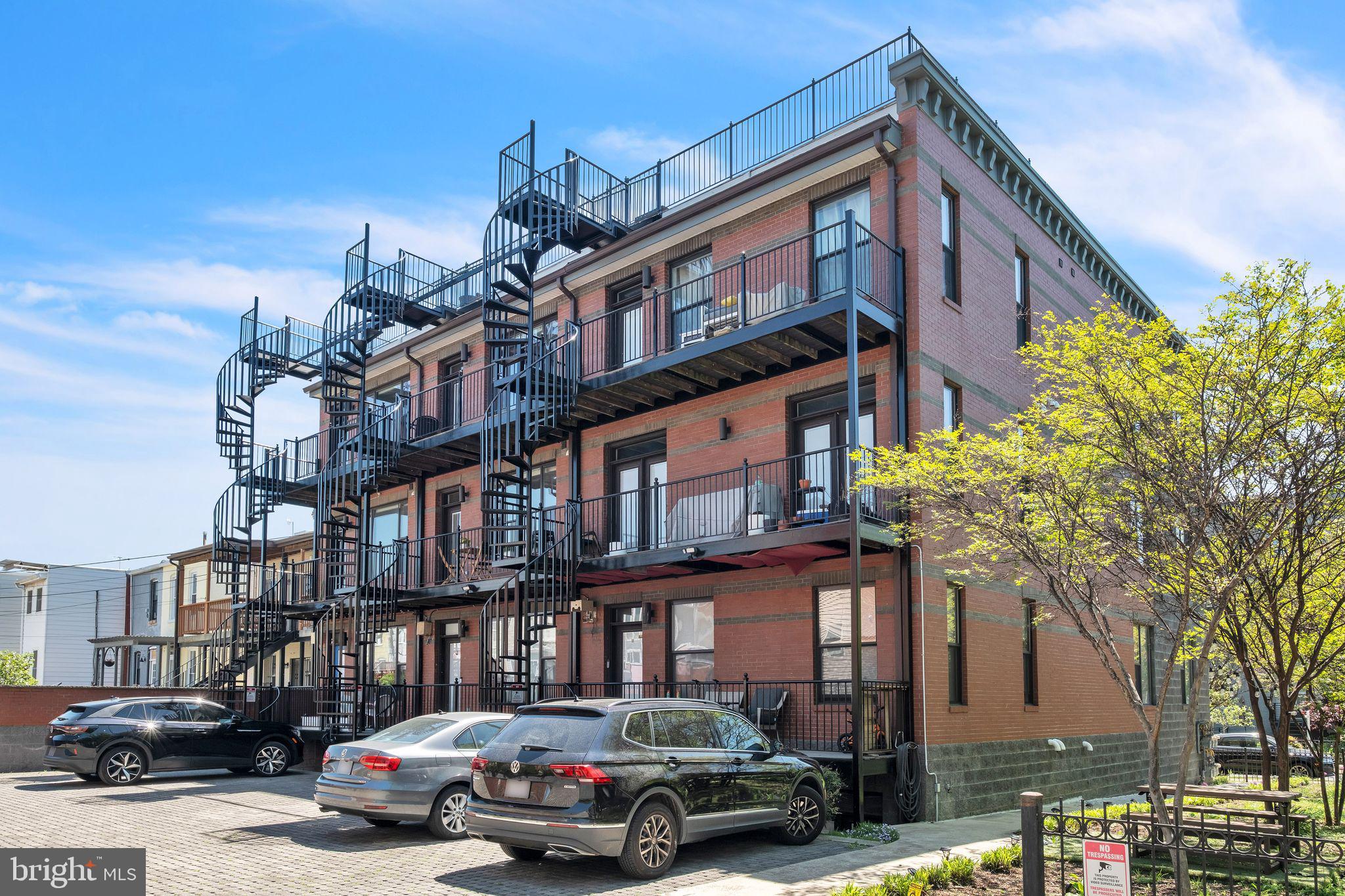 CAPITOL HILL - Residential Lease