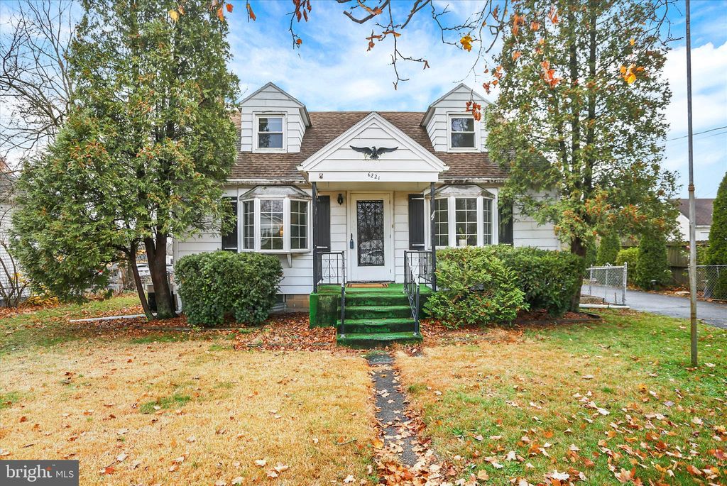 Photo of 6221 Blue Bird Avenue, HARRISBURG, PA 17112 (MLS # PADA2051744)