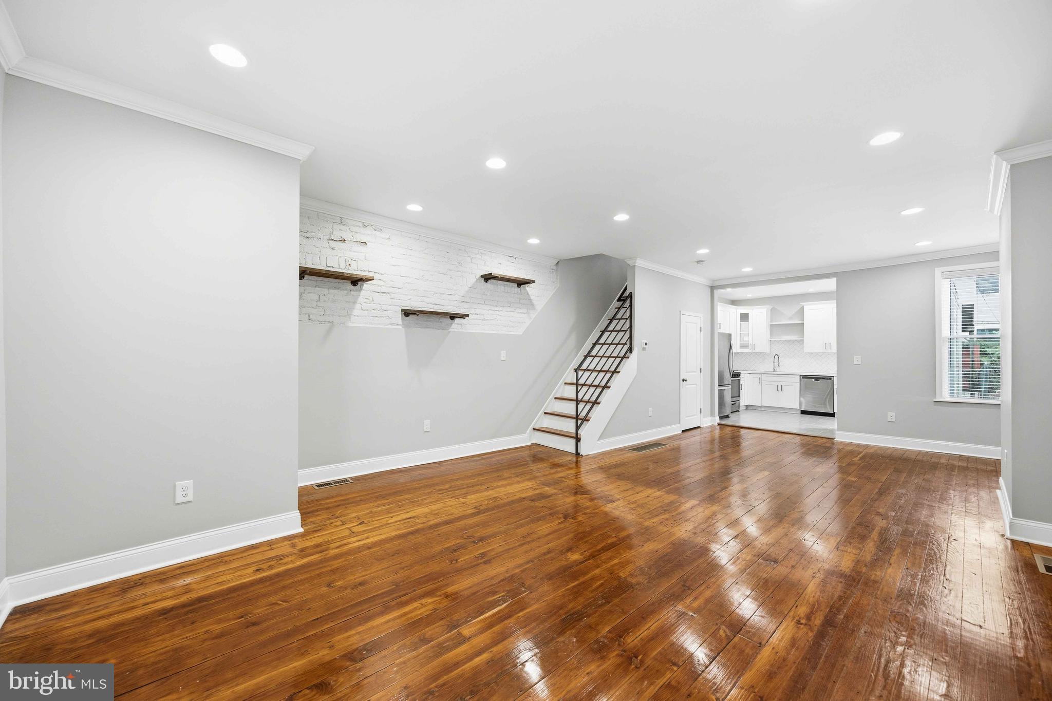 4127 MANAYUNK AVENUE