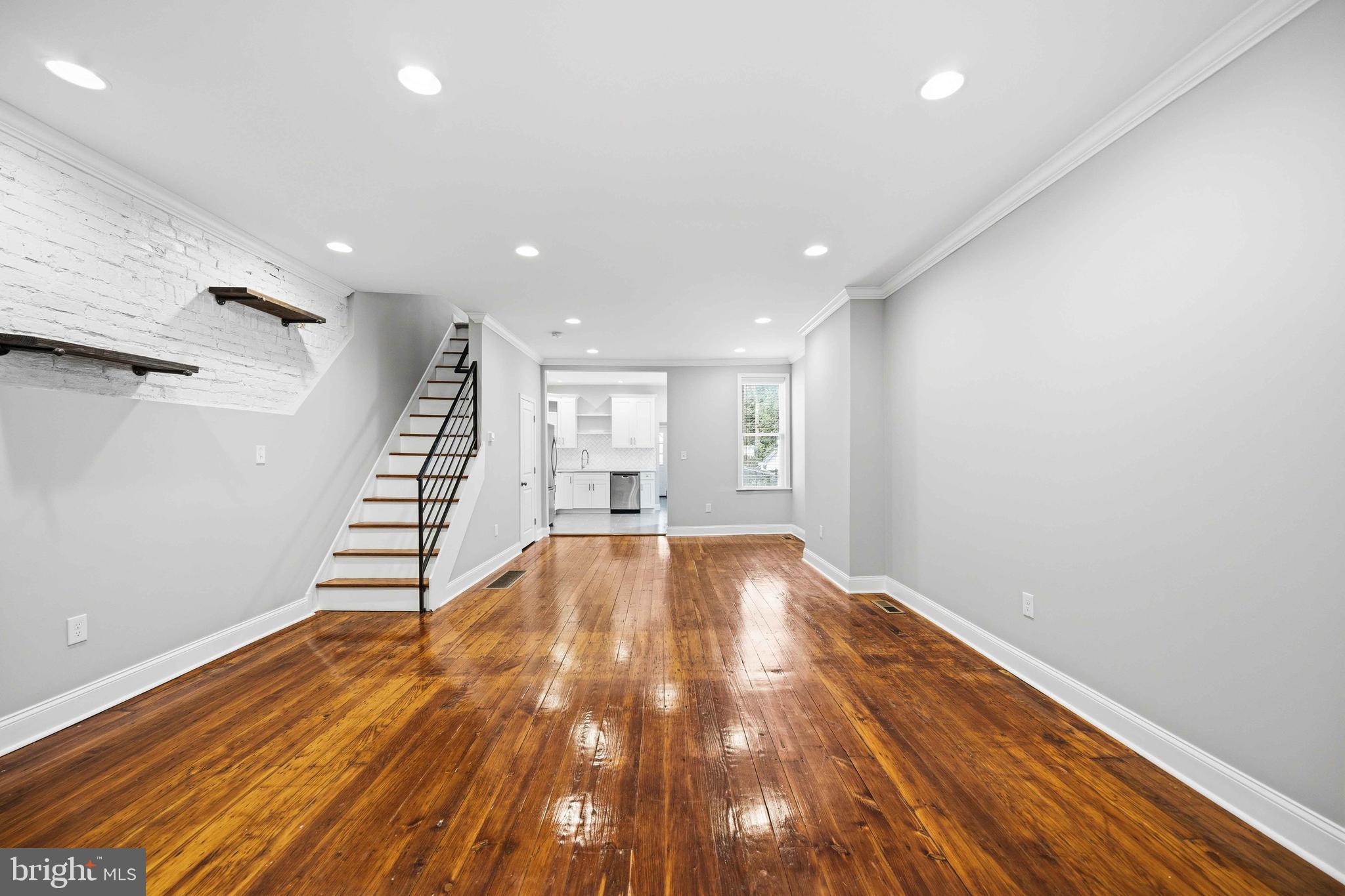 4127 MANAYUNK AVENUE