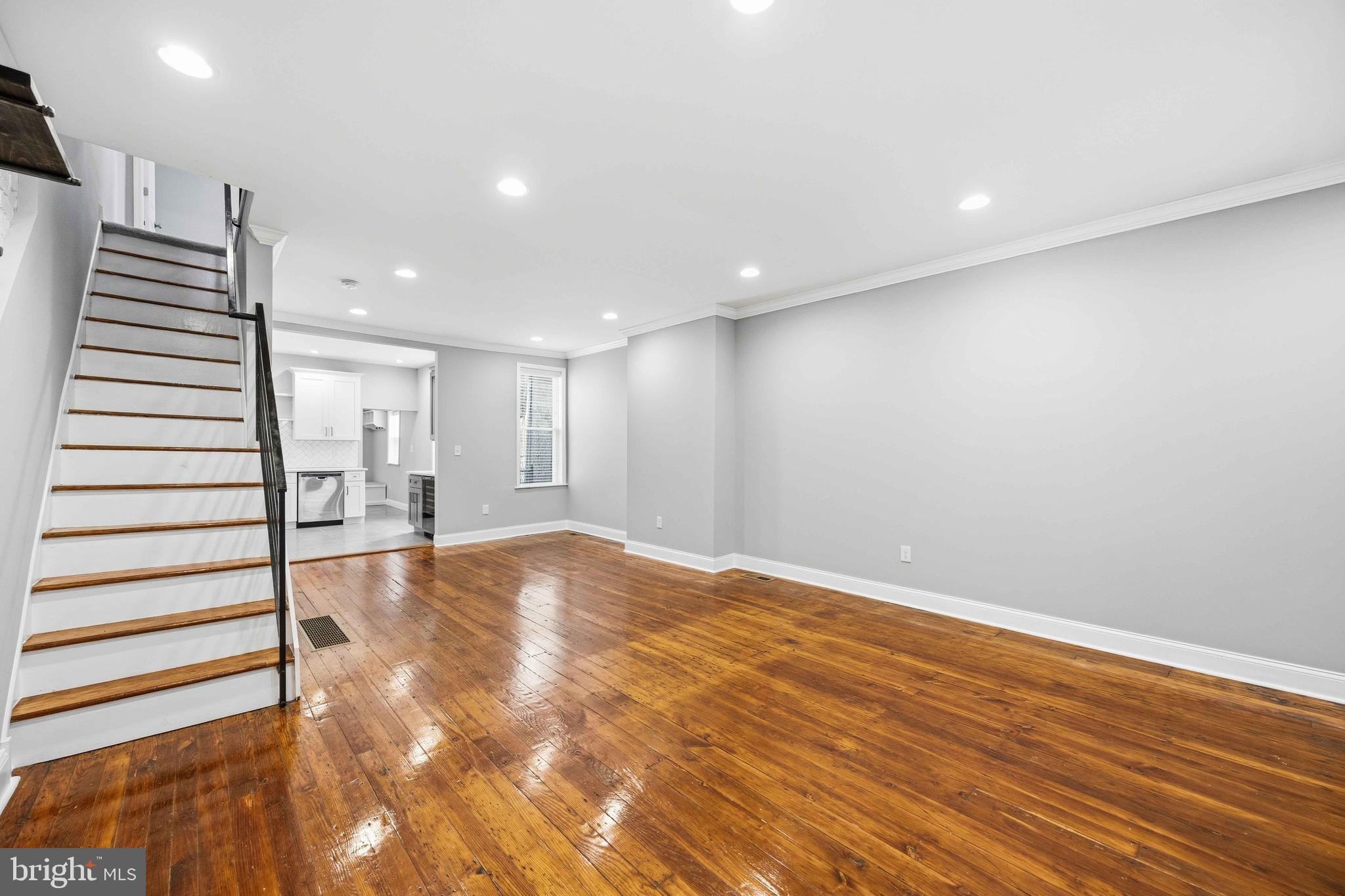 4127 MANAYUNK AVENUE