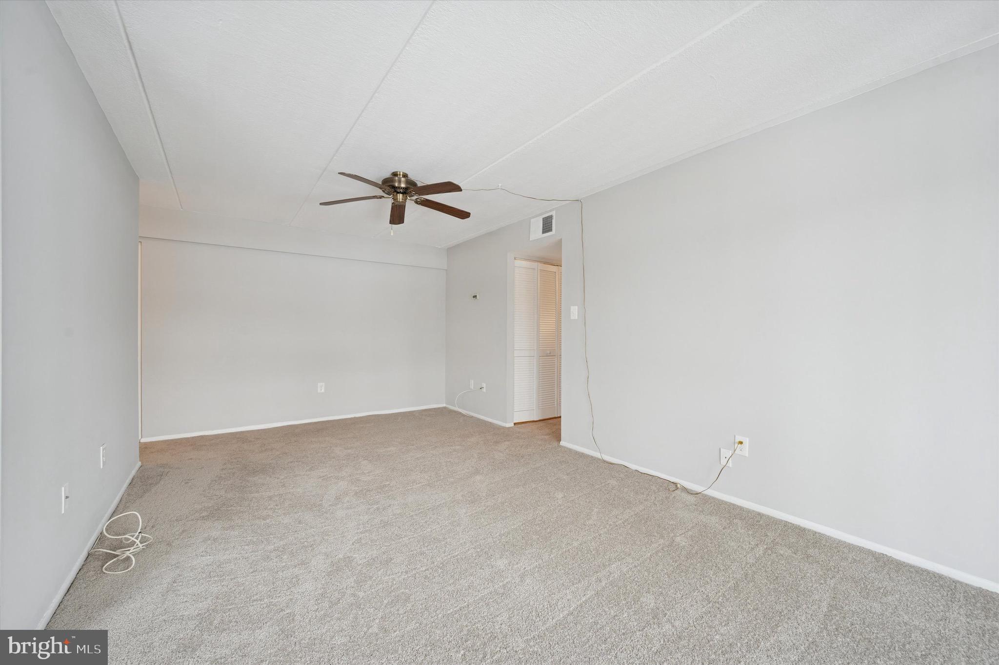 TRIMBLE RUN - Residential