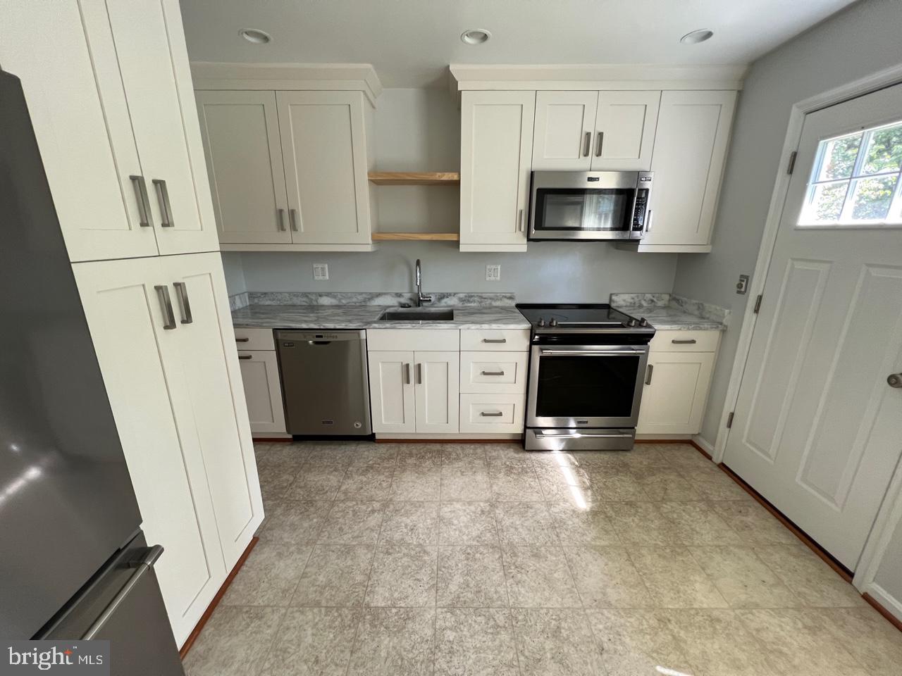 MASS AVE FOREST - Residential Lease